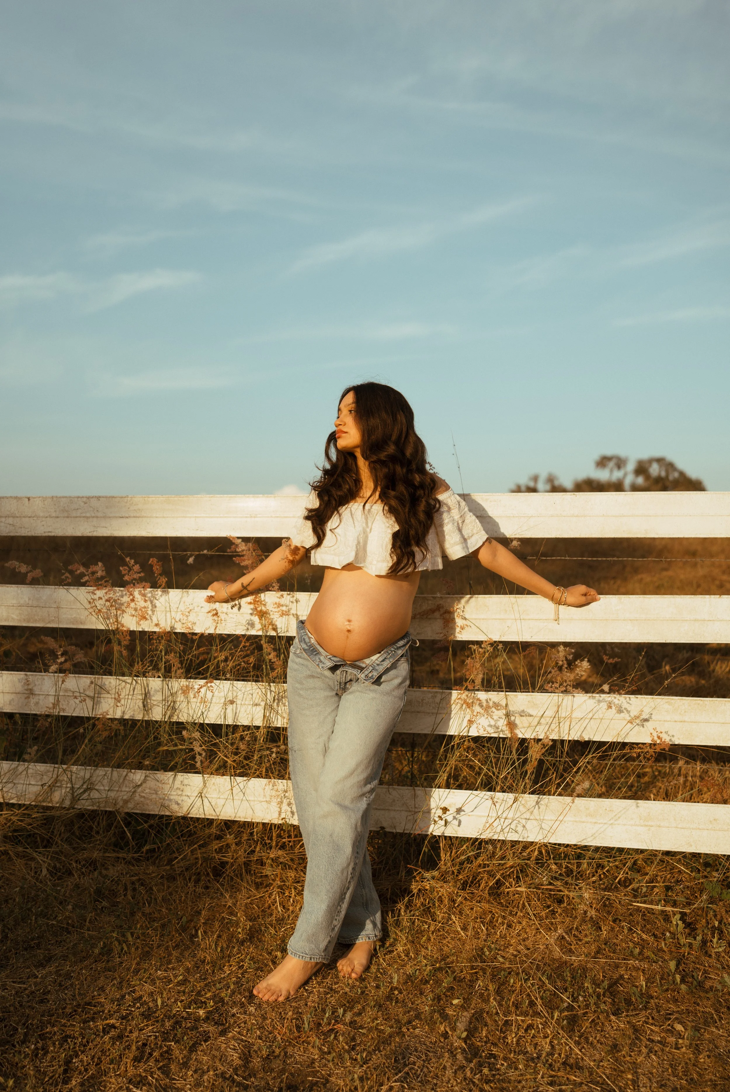 Open-Field-Maternity-Photoshoot-Labelle-Florida-Norma-Garcia-Photography-Ava-63.jpg