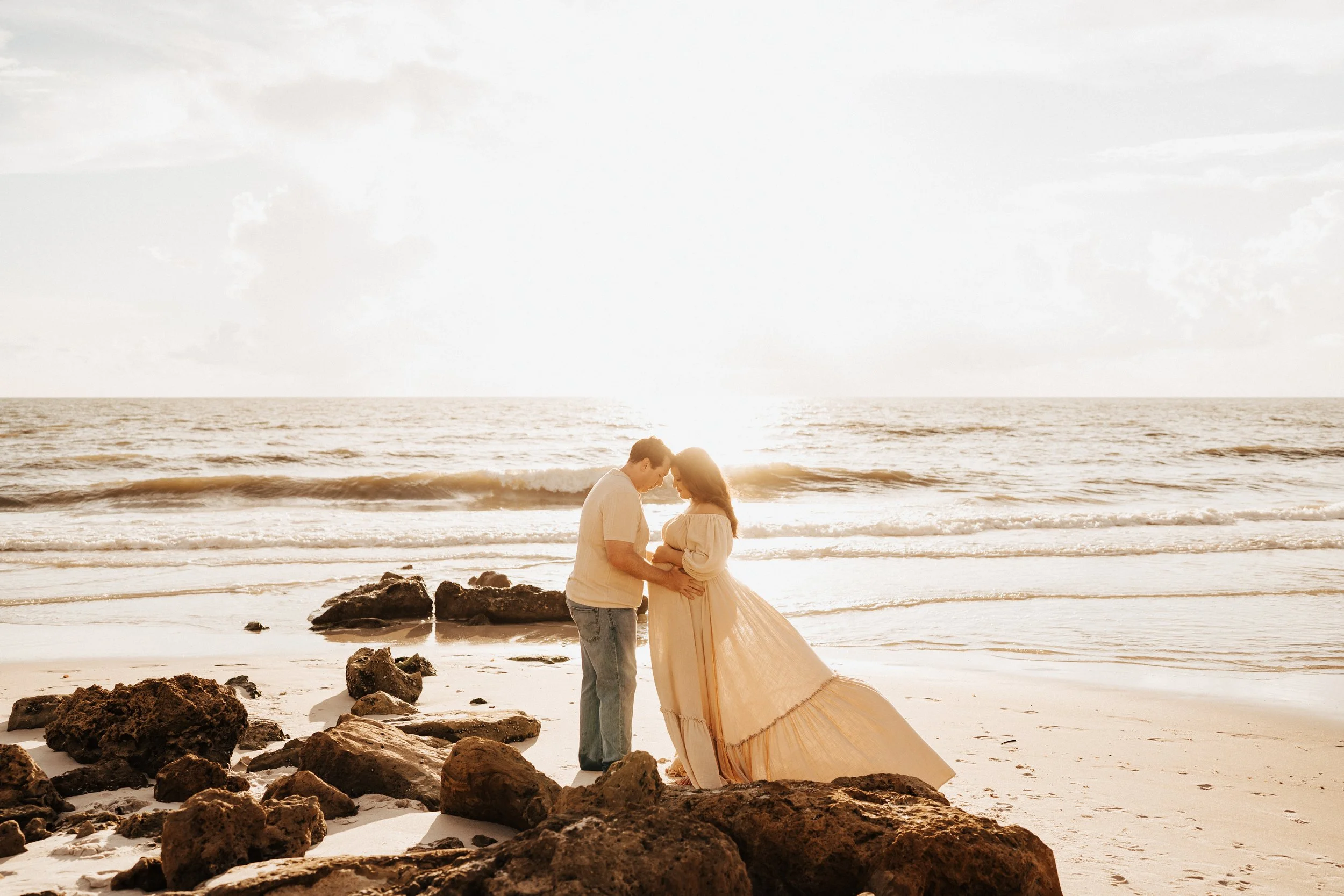 Beach-Maternity-Photoshoot-Naples-Florida-Norma-Garcia-Photography-Elise+Joseph-3.jpg