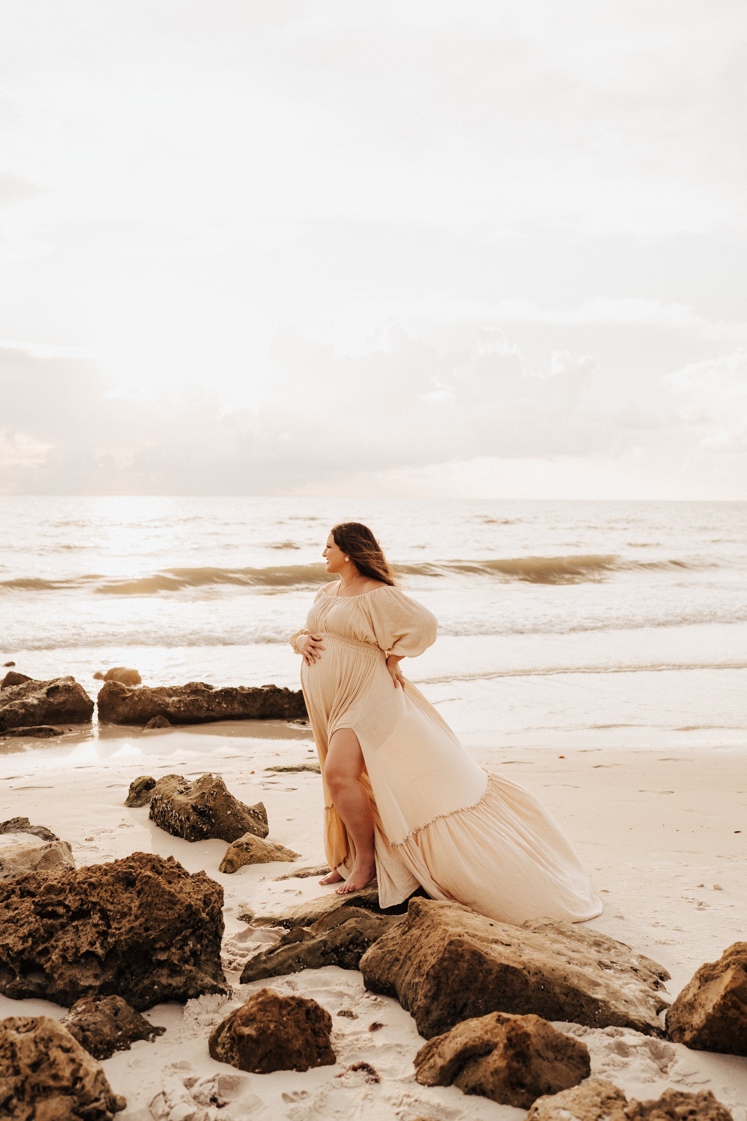 Beach-Maternity-Photoshoot-Naples-Florida-Norma-Garcia-Photography-Elise+Joseph-13.jpg