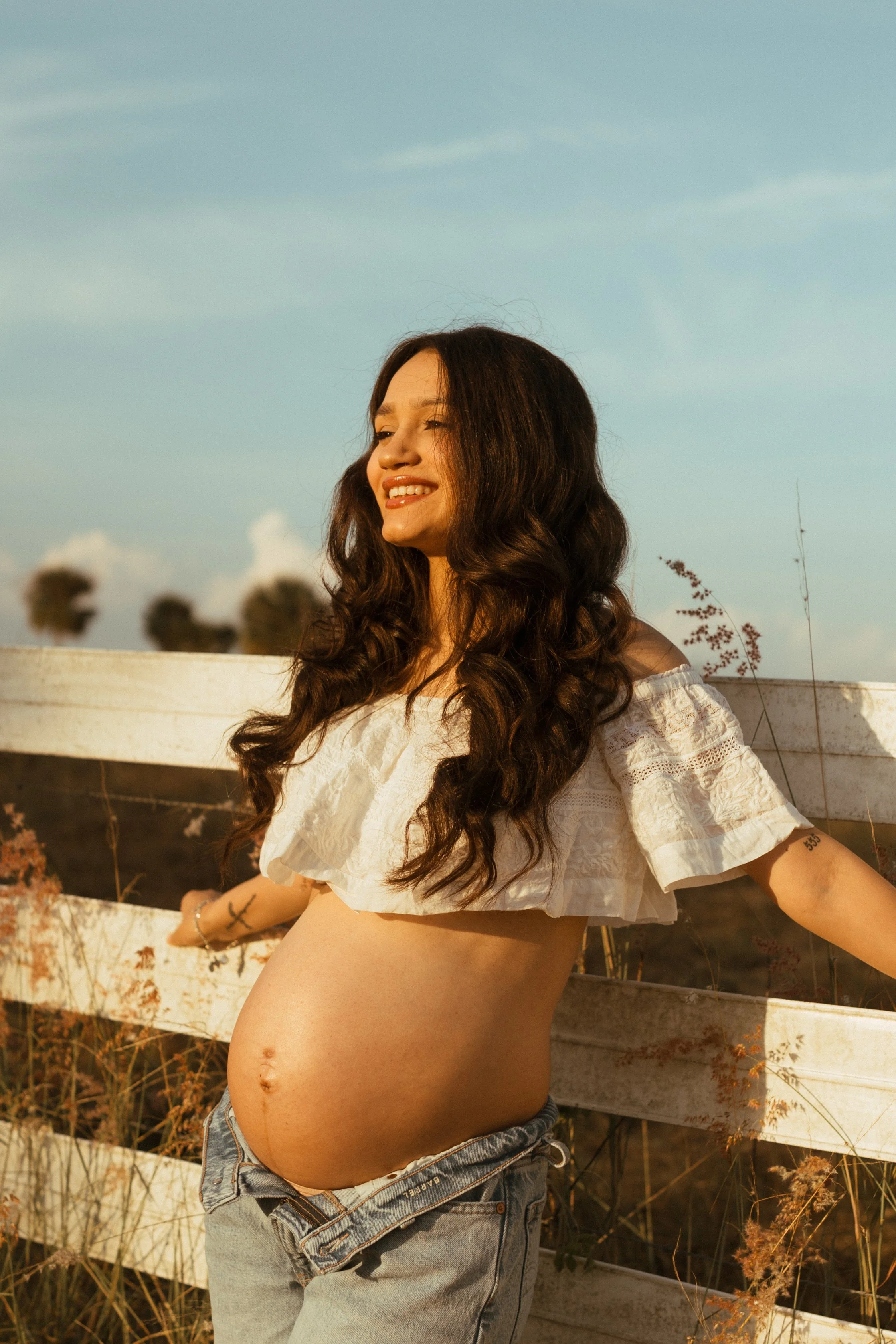 Open-Field-Maternity-Photoshoot-Labelle-Florida-Norma-Garcia-Photography-Ava-66.jpg
