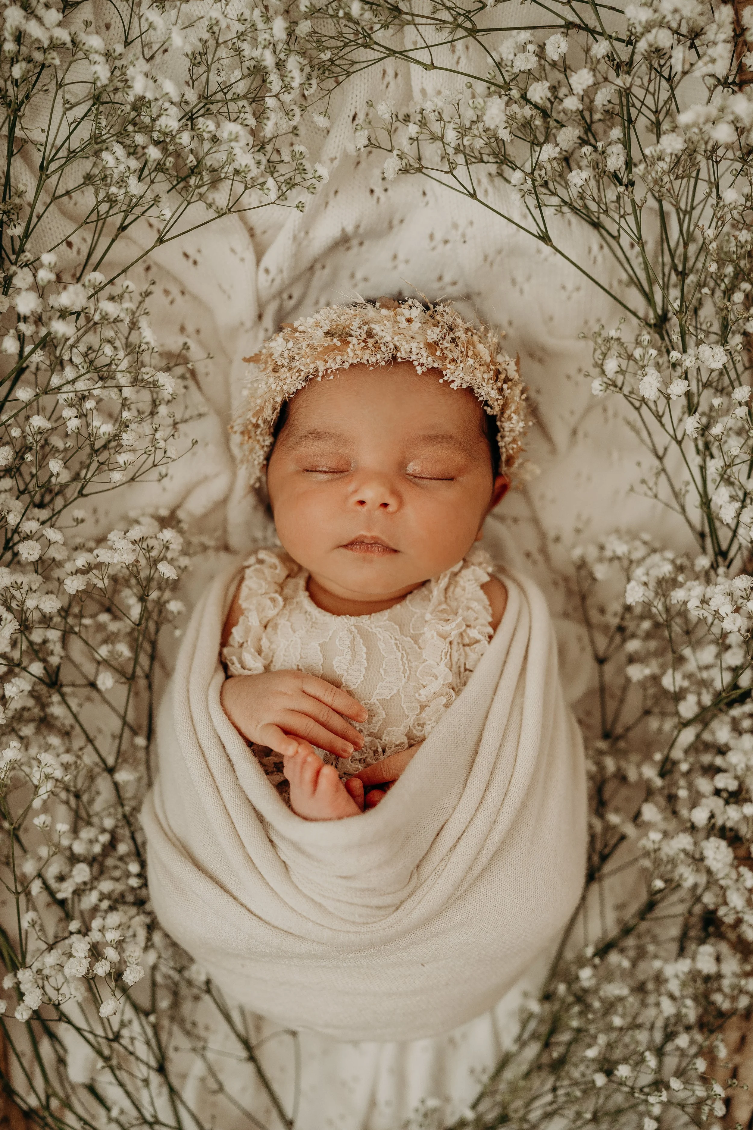 Newborn-Photoshoot-Studio-Fort-Myers-Florida-Norma-Garcia-Photography-2024-Micah+Family-36.jpg