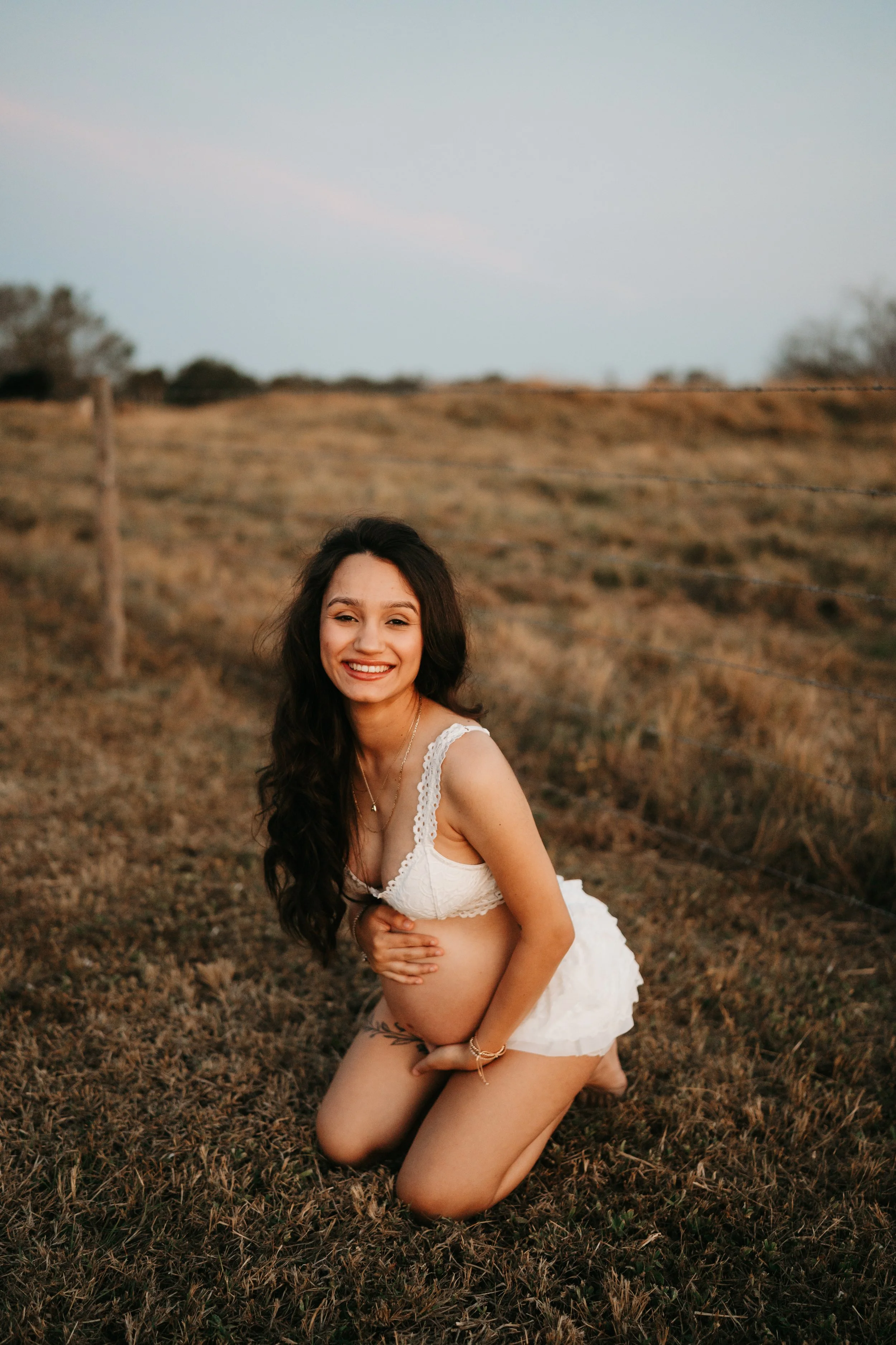Open-Field-Maternity-Photoshoot-Labelle-Florida-Norma-Garcia-Photography-Ava-290.jpg