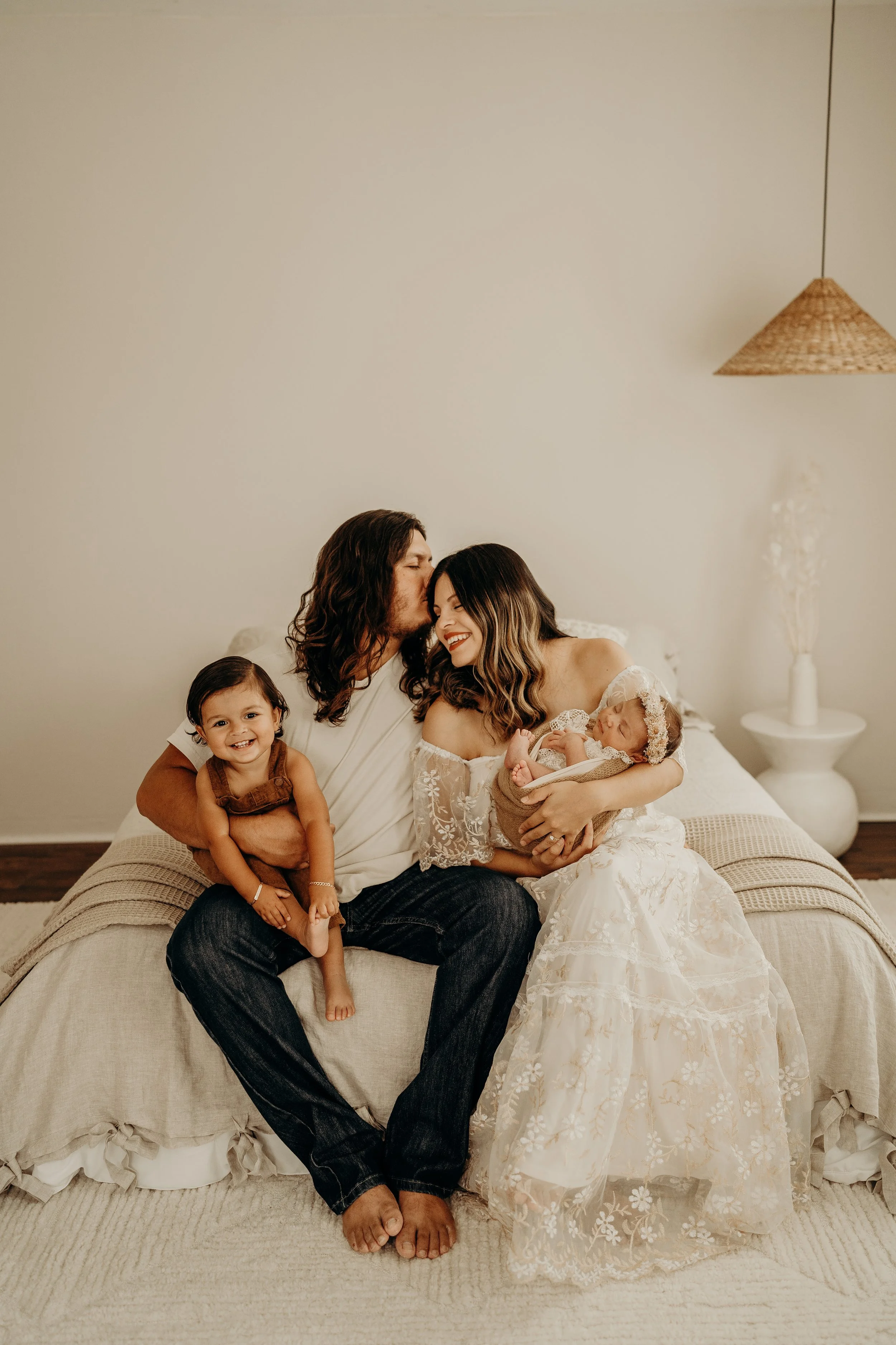 Newborn-Family-Photoshoot-Studio-Fort-Myers-Florida-Norma-Garcia-Photography-2024-Baby-Adilae-10.jpg
