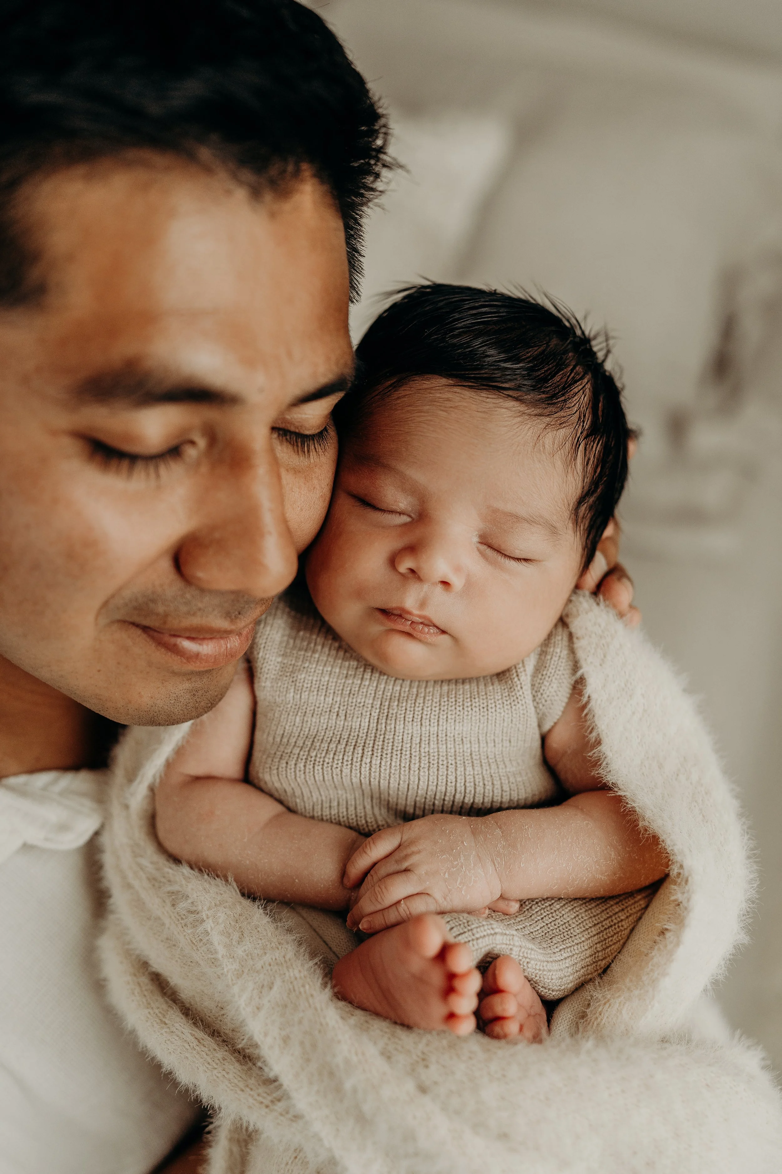 Newborn-Photoshoot-Studio-Fort-Myers-Florida-Norma-Garcia-Photography-2024-Baby-Thiago-29.jpg