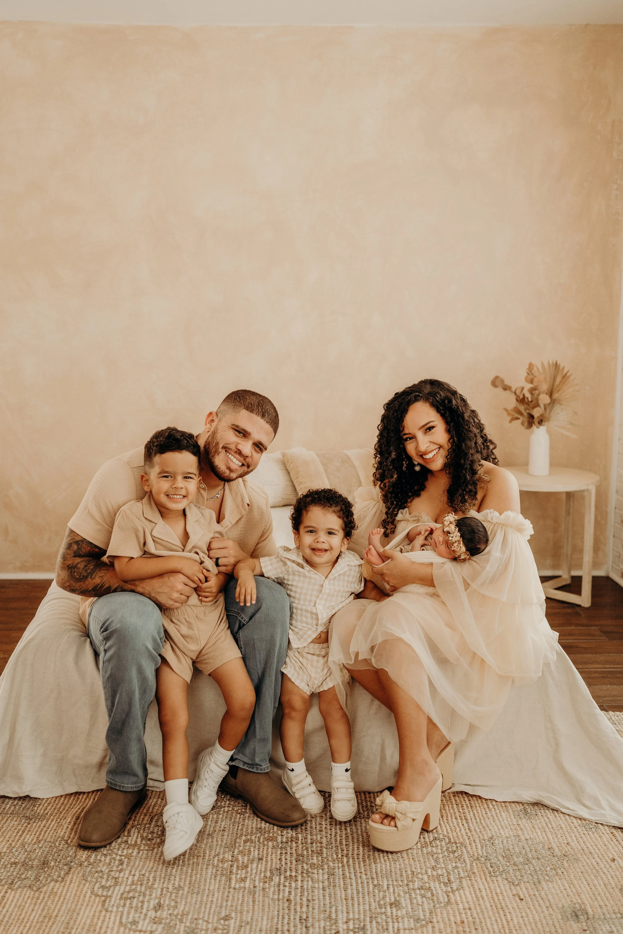 Newborn-Photoshoot-Fort-Myers-Florida-Norma-Garcia-Photography-Baby-Leia+Family-9.jpg