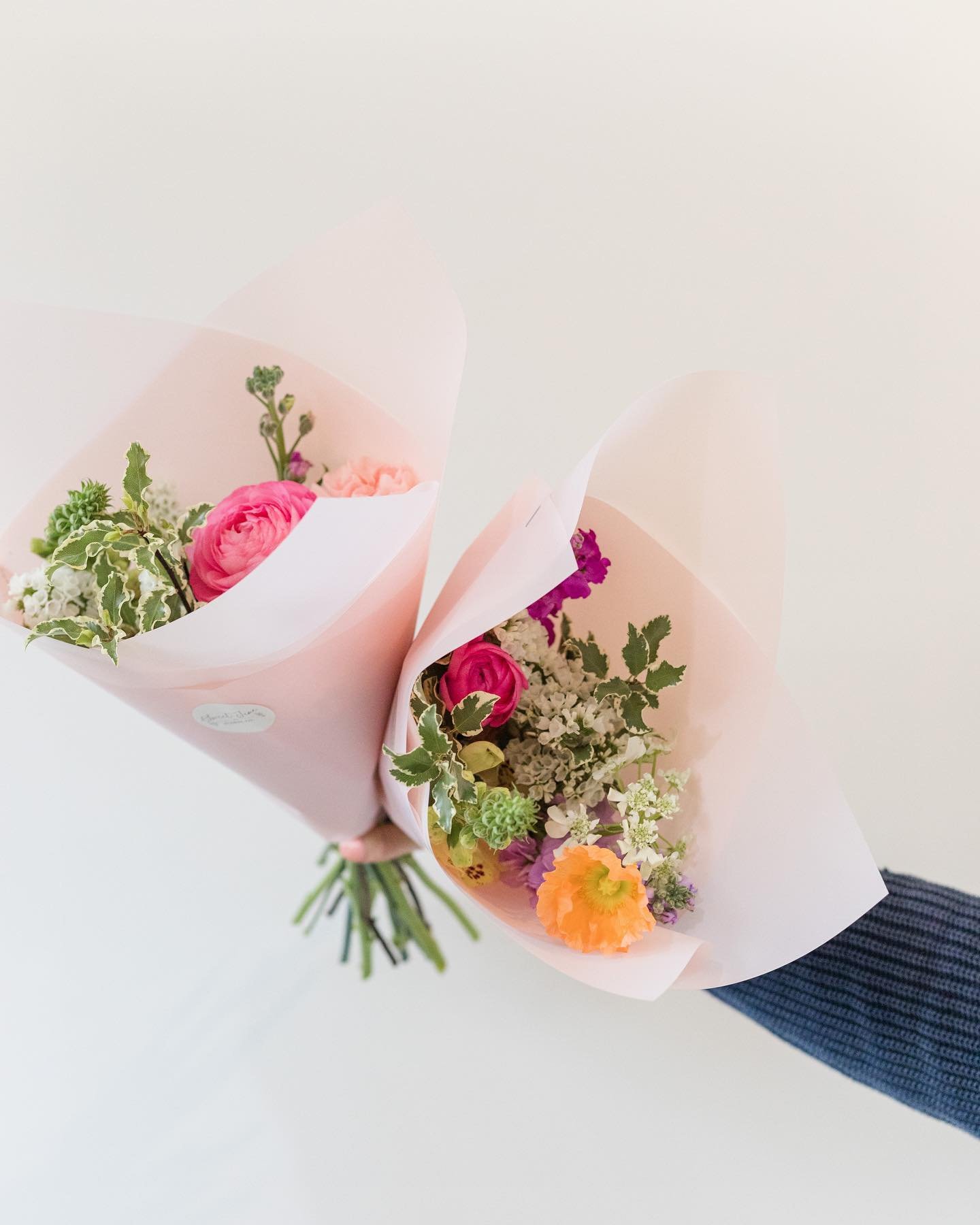 Bundles of joy 🤍

It&rsquo;s been a while since we&rsquo;ve done a giveaway! Tag a friend who you&rsquo;d love to share some flowers with and we will gift both of you small bouquets to enjoy. Giveaway ends this Friday!

Thank you for the warm welcom