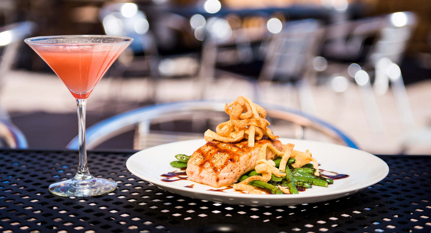 Pink Martini California Kitchen & Cocktails, Rocklin CA (916) 7737465