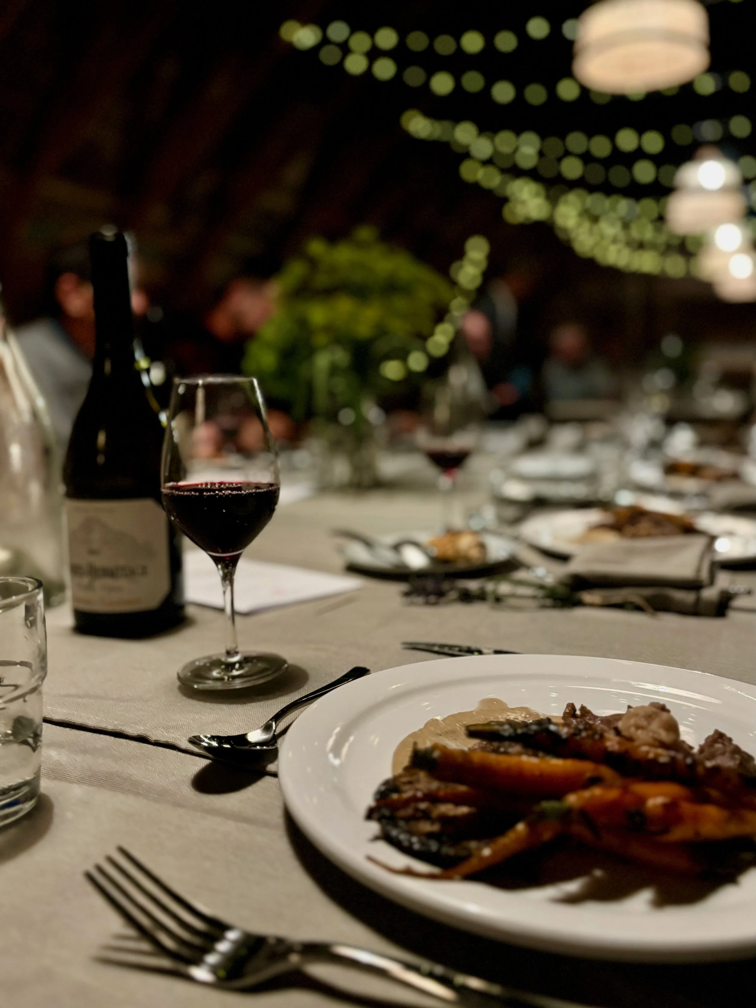 table-plat-fonce.jpeg