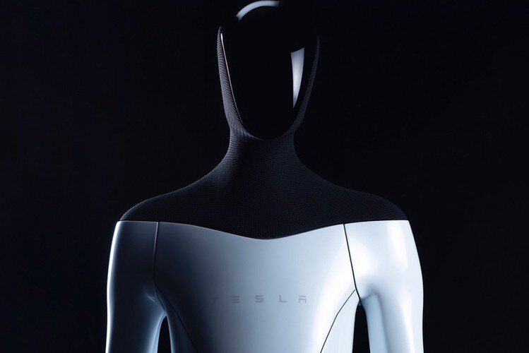 ELON MUSK PLANS TO BUILD A HUMANOID AI ROBOT FOR TESLA