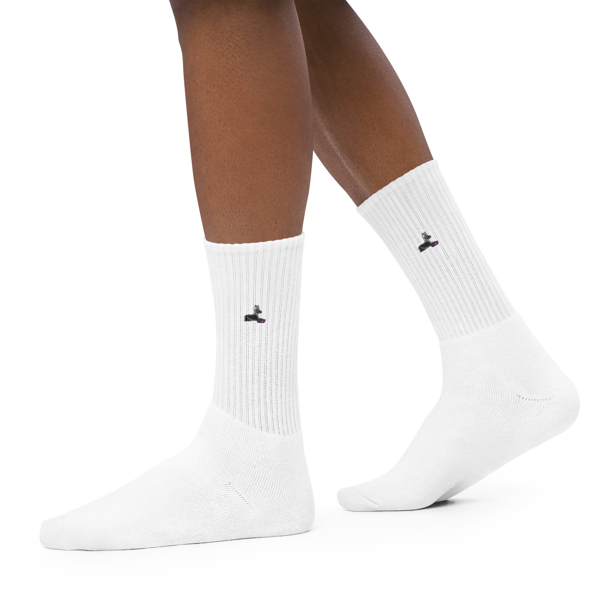 embroidered-crew-socks-white-left-68892ebec17a3.jpg