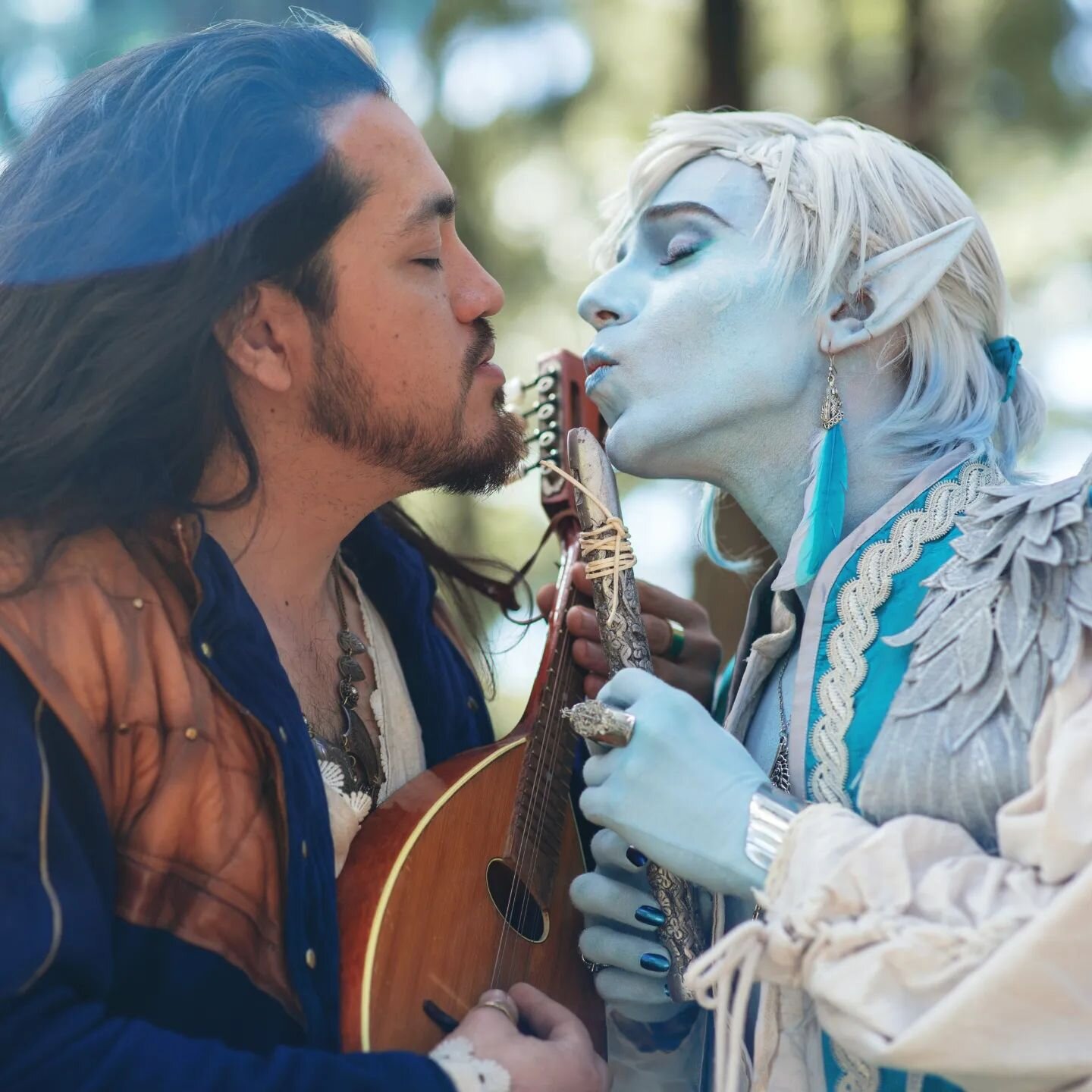 Working on my fingering (it's a music thing you absolute sicko) with @forgeling 

When Two Bards Meet premieres tonight at 9pm 🥲💙🥲

 
📷 @crow_zoey 
🎥@deerstalkerpictures