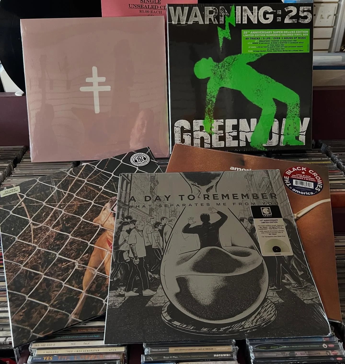 New Arrivals today - bit of a quiet week, as we roll closer to RSDBF and the Holidays. But some great stuff today - as always - extremely limited - especially the @greenday box set - ONLY 1 copy available - get em while ya can! Here till 7pm tonight 