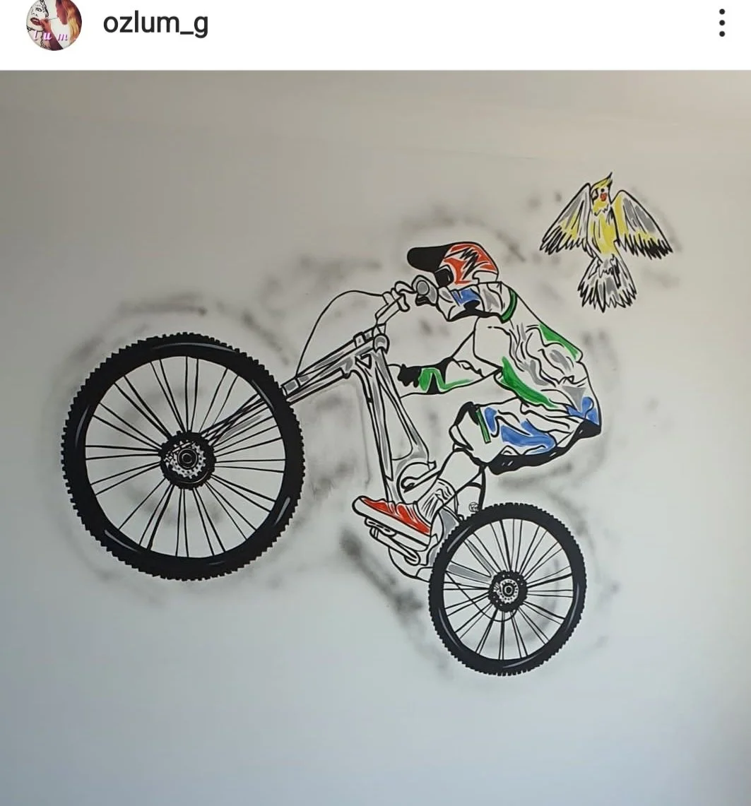 Screenshot_20220822-213159_Instagram.jpg
