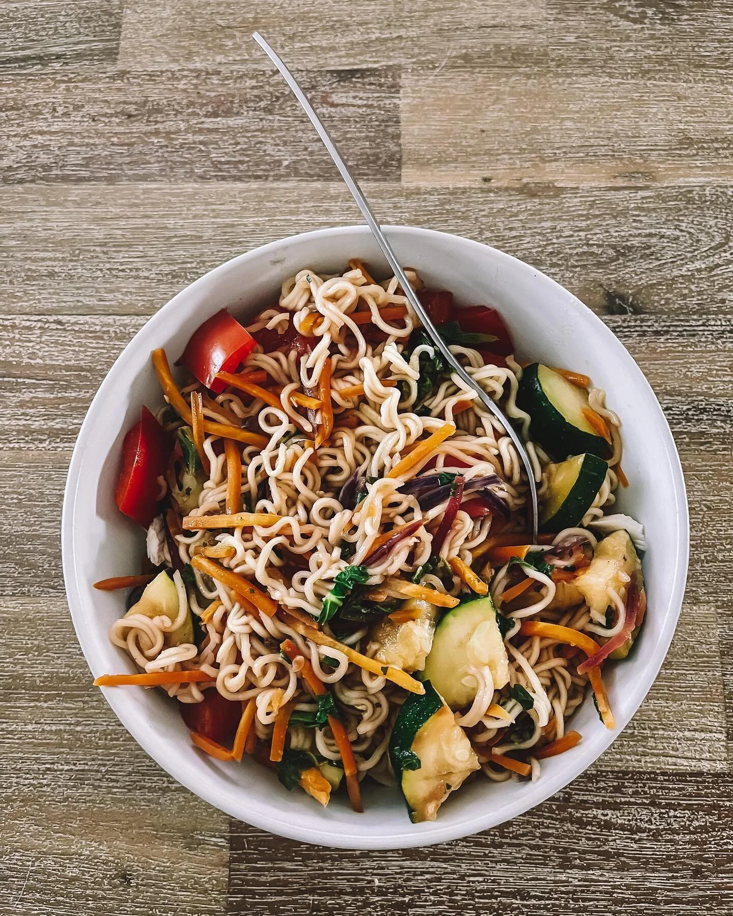 Who loves 2 minute noodles? 🙋🏽&zwj;♀️

I mean seriously who doesn&rsquo;t love them, we&rsquo;ll you&rsquo;re in luck if you do - we&rsquo;re all about finding recipes that a healthy, delicious and hit Marco targets.

This 2 minute noodle story fry