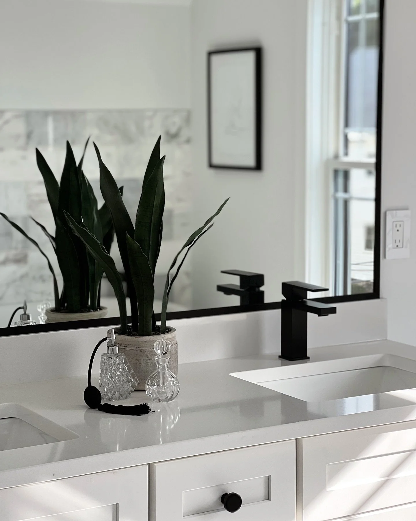 An ode to all the bathrooms we have either designed or staged that otherwise get lost in the bigger picture of real estate photos. We see you, we stage you, and we never forget to incorporate a nice hand towel or plant on your counter tops.

#roomser