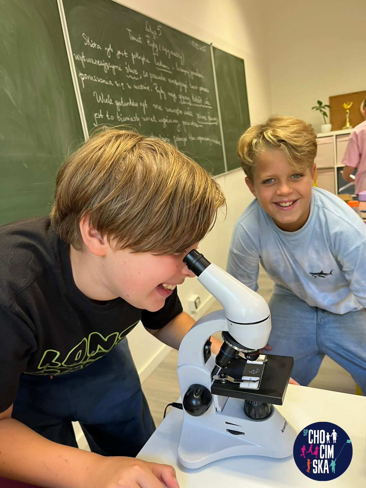 Mikroskop w klasie V