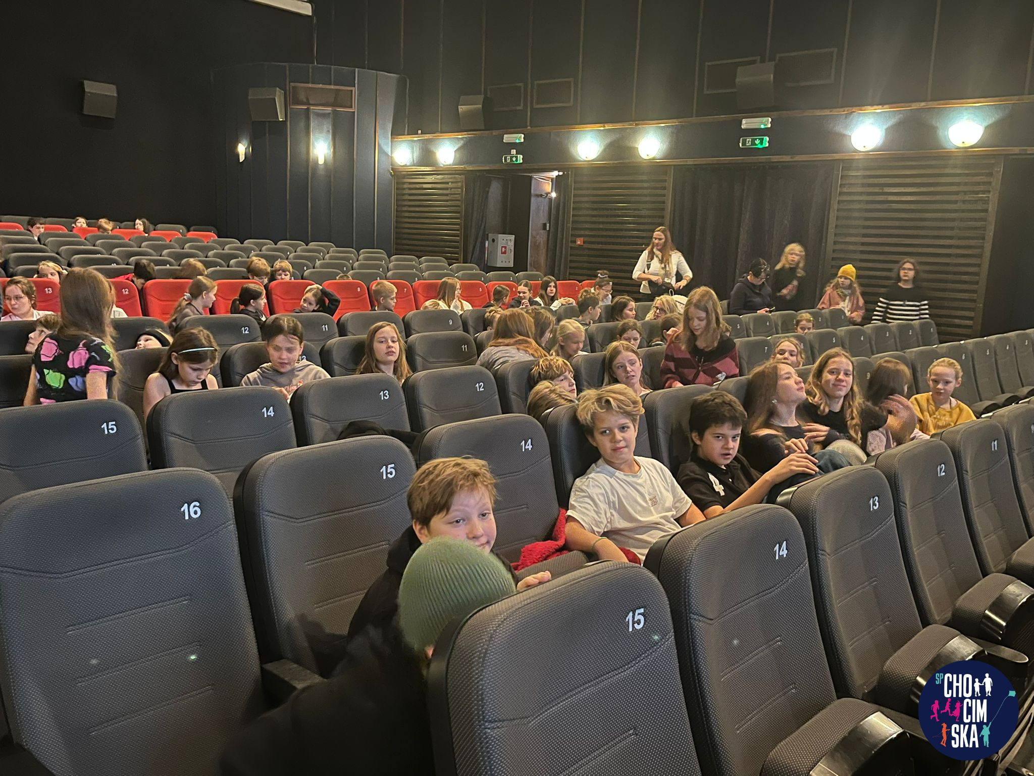 Klasy IV i V w kinie