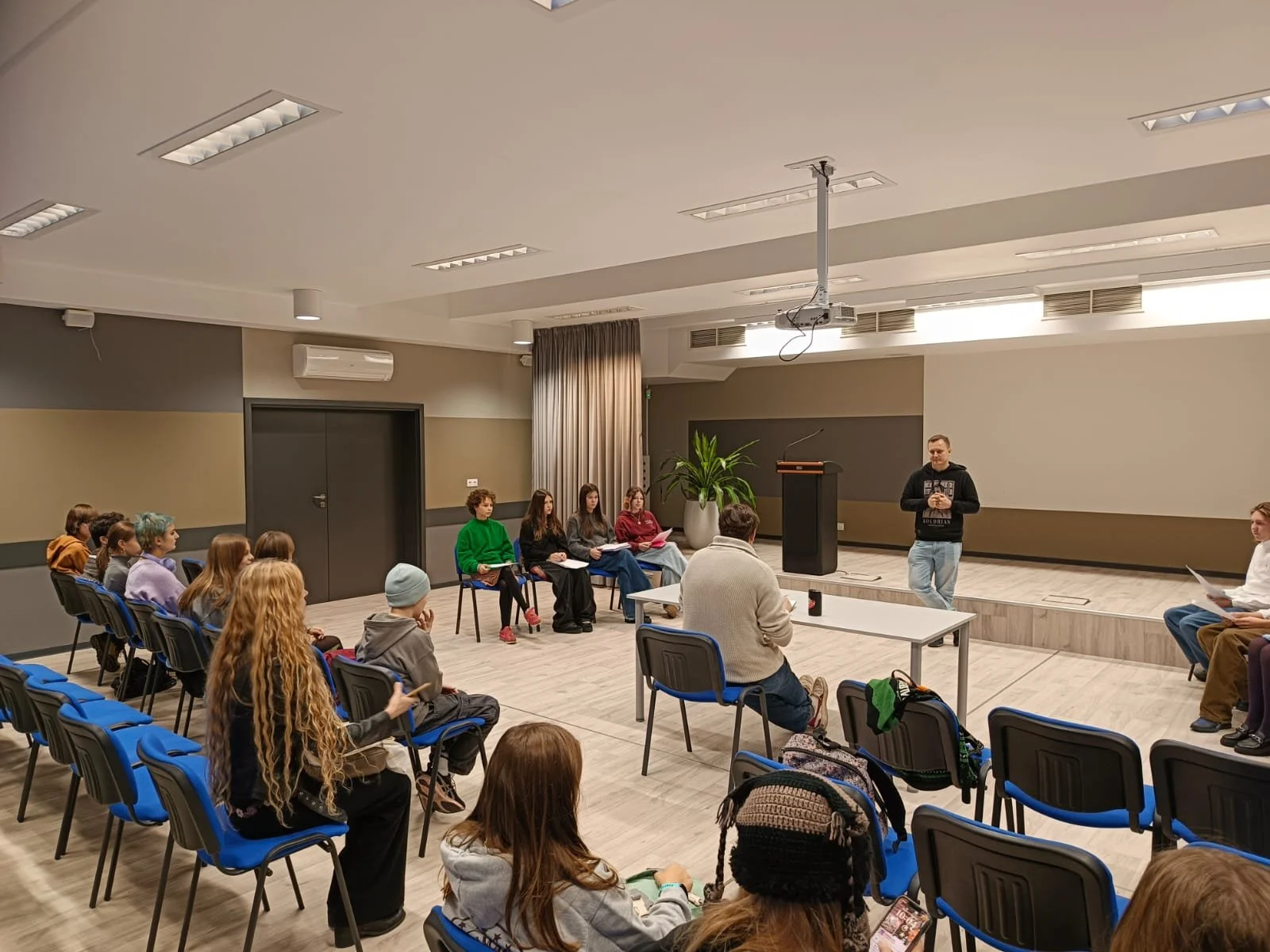 WhatsApp Image 2025-11-29 at 18.24.01.jpeg