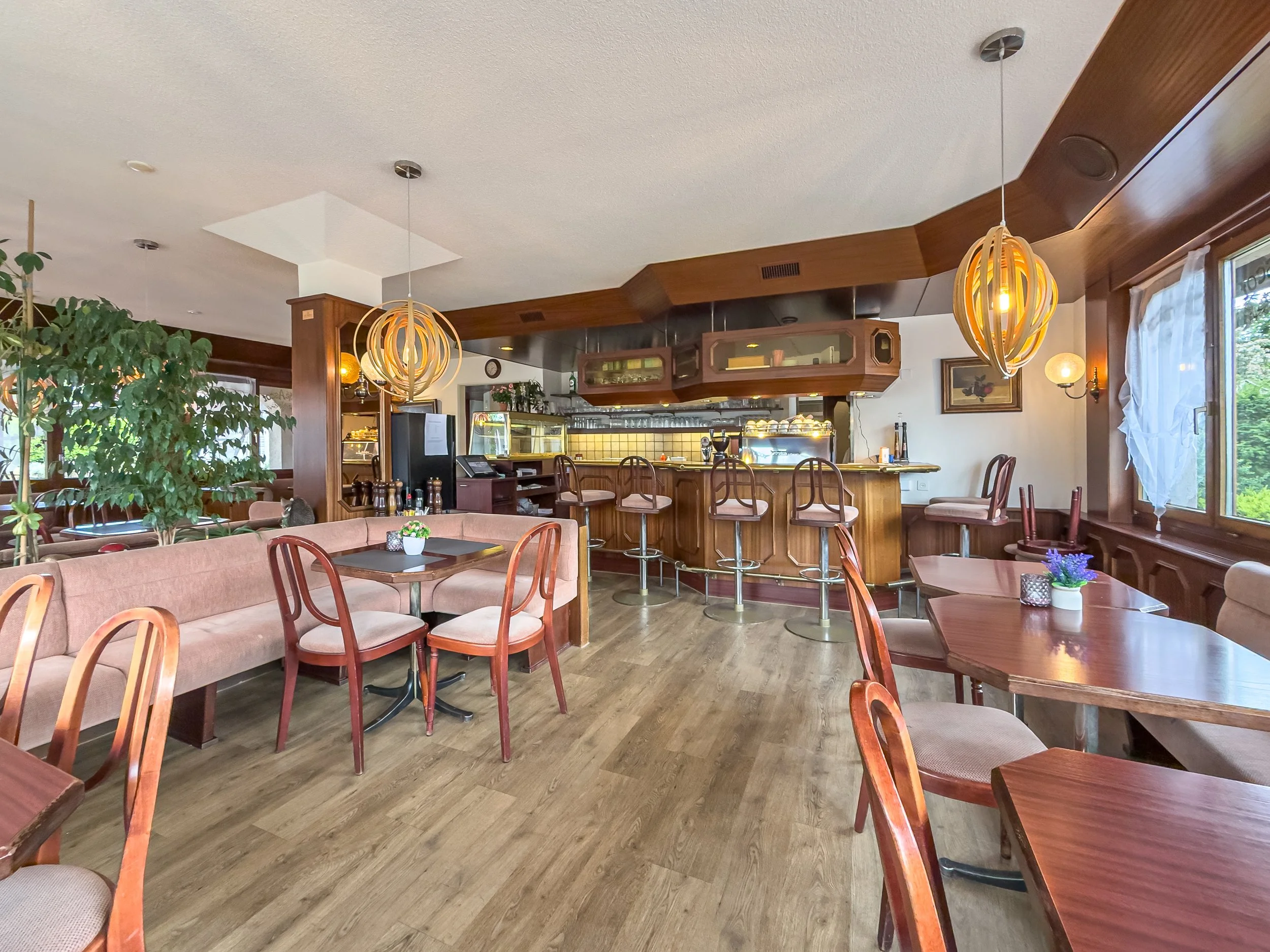 EG Restaurant-22.jpg
