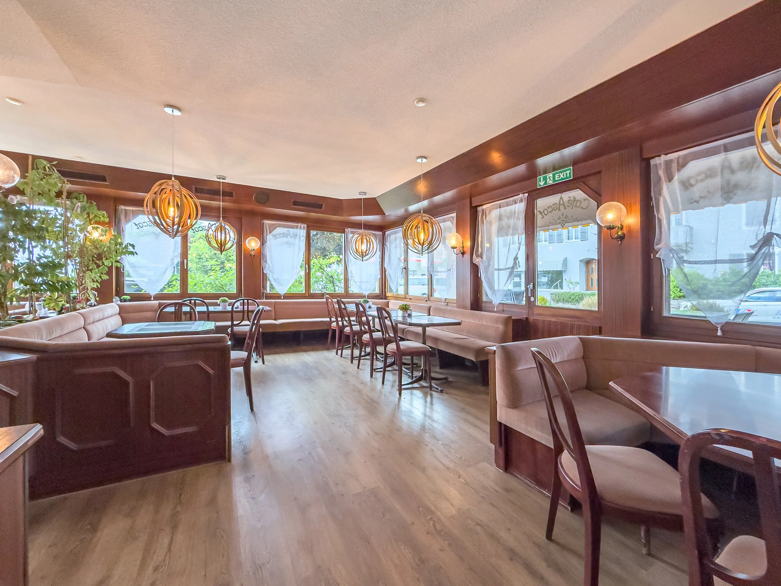 EG Restaurant-7.jpg