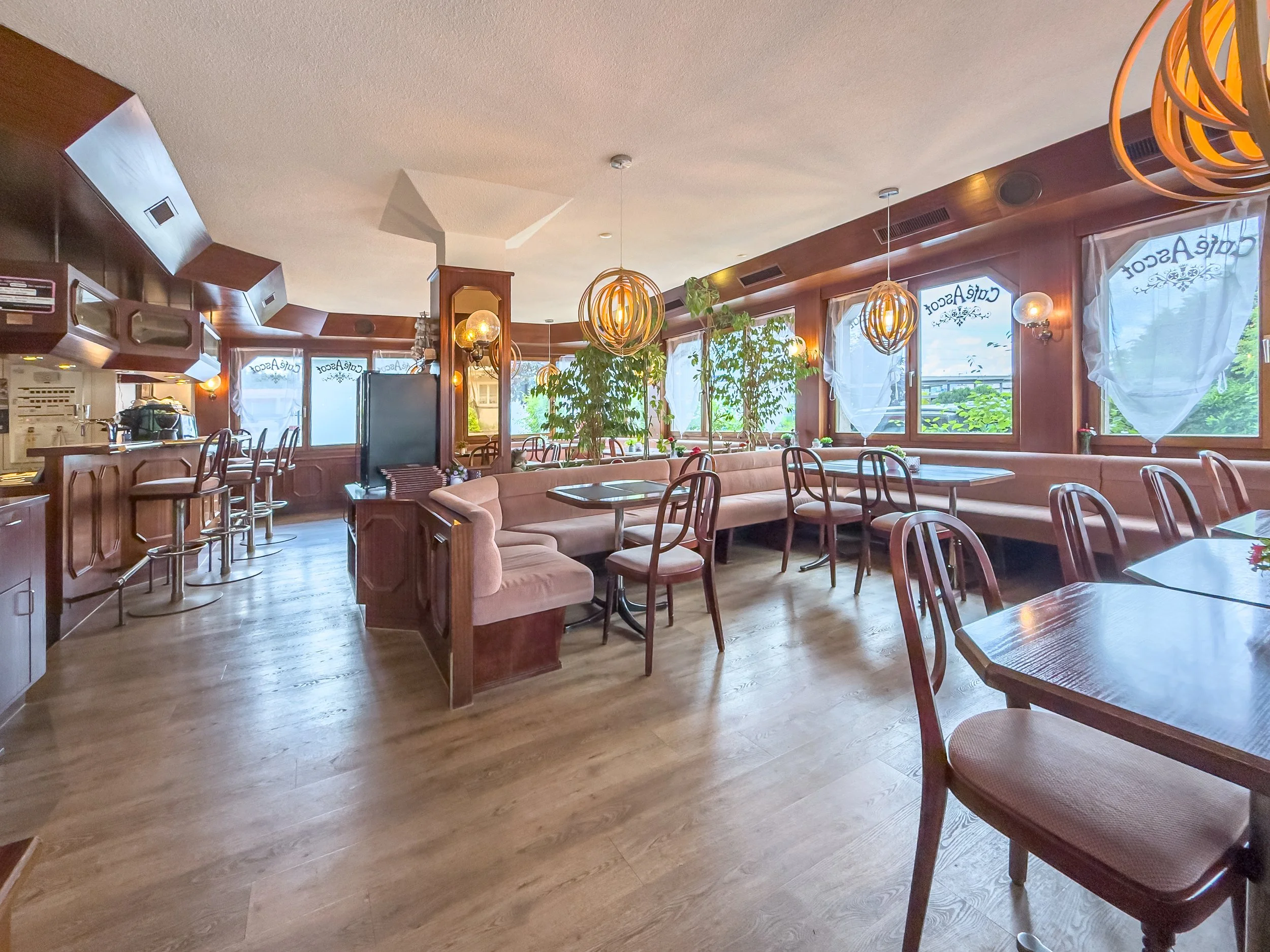 EG Restaurant-13.jpg