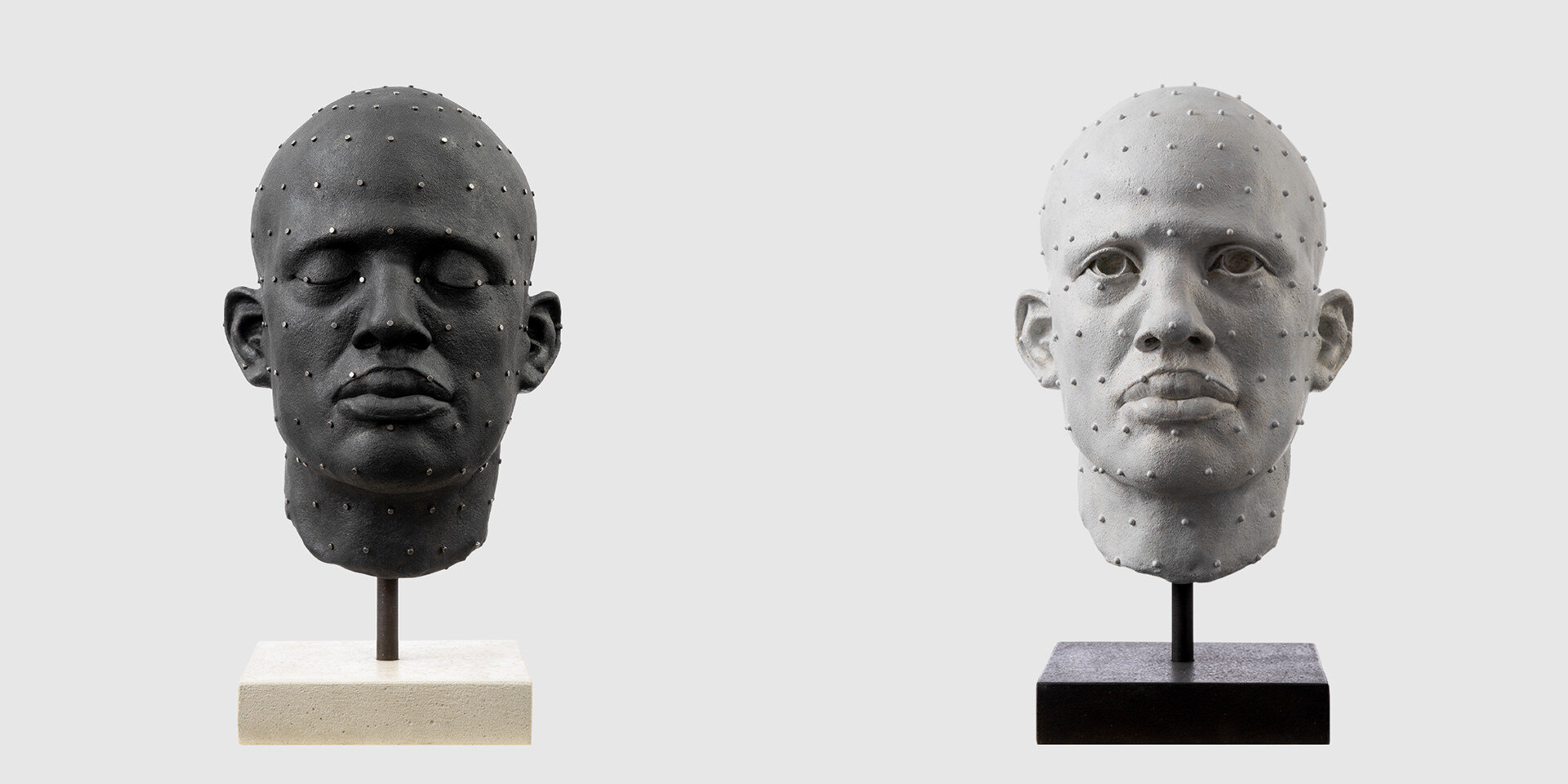 COC 36/ COA 36. 2018. 36,5x25x26 c/u. Bronce.