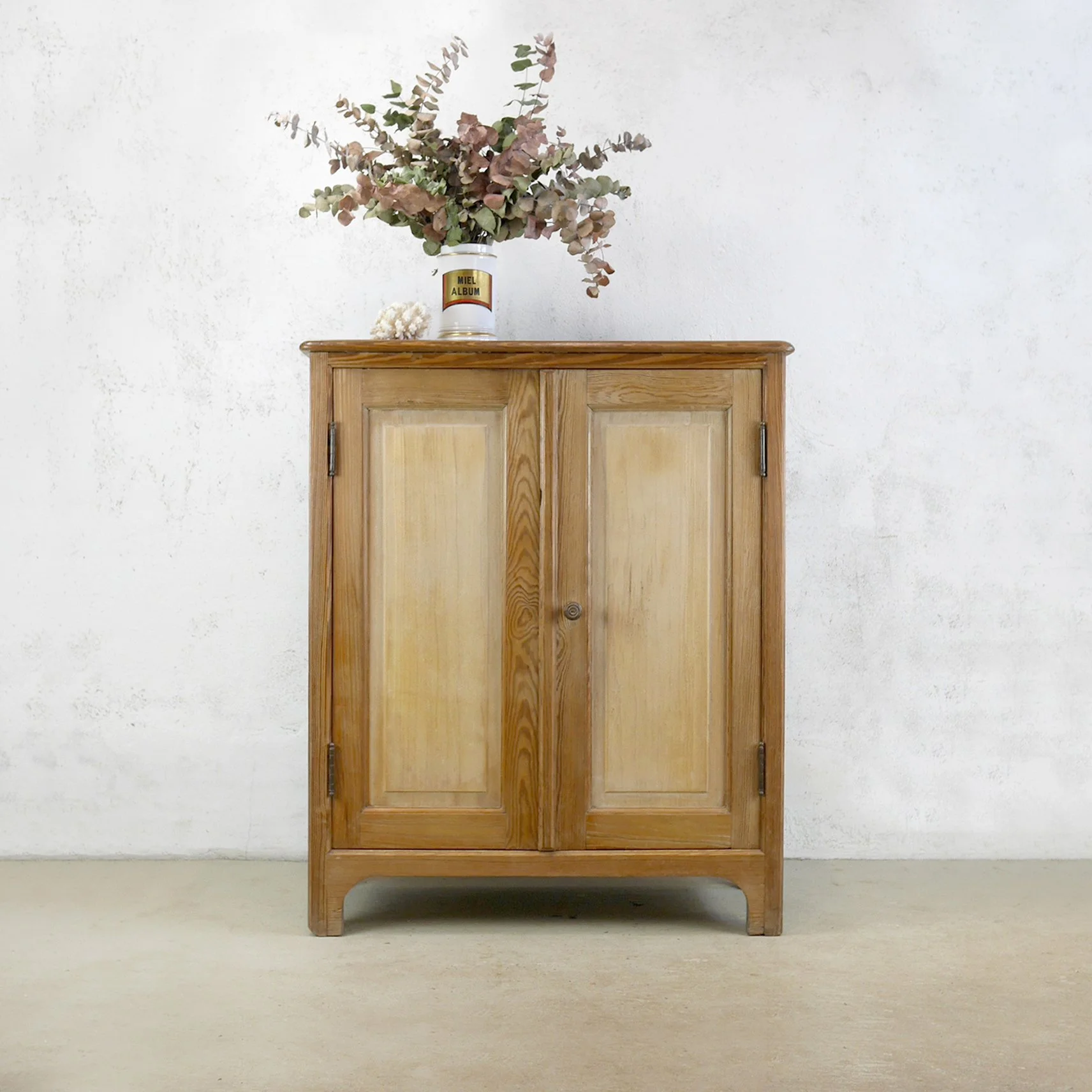 PINE CONTINENTAL CUPBOARD