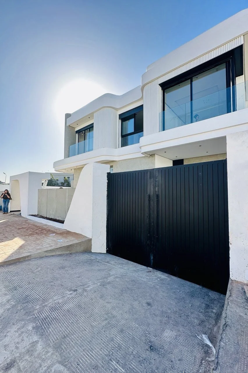 -2025-12-05 14.54.06.jpg