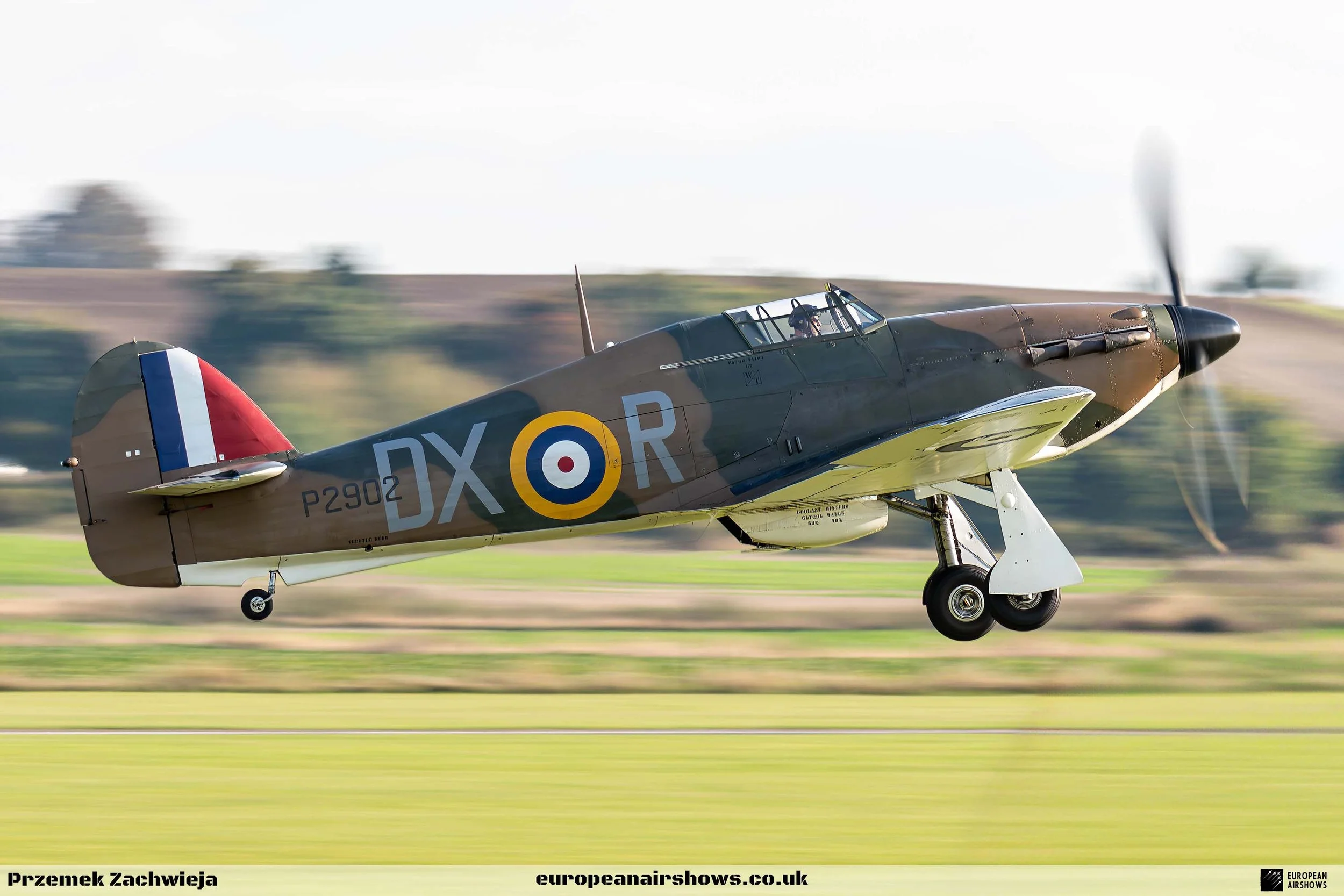 Duxford Flying Finale 2024 Logo (51).jpg