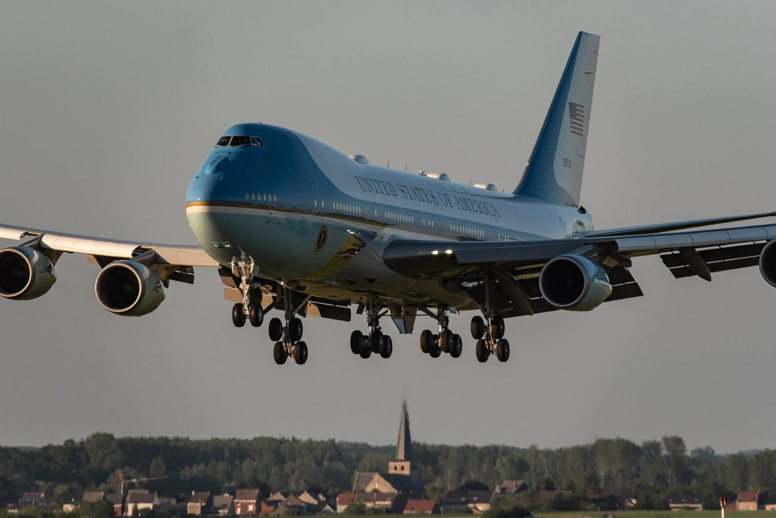 May 16 / Boeing VC25 first flight — European Airshows