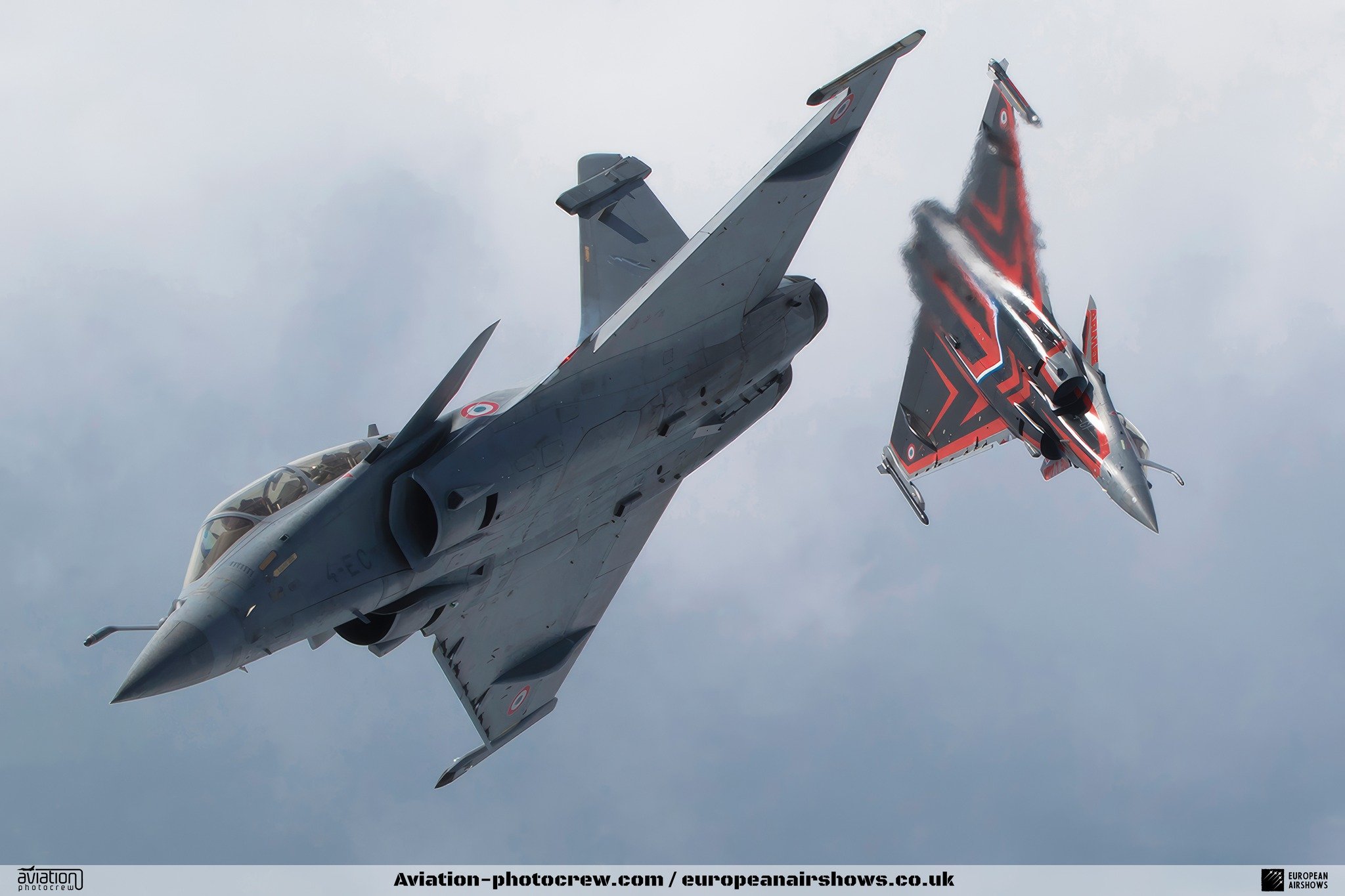 𝐀𝐈𝐑𝐒𝐇𝐎𝐖 𝐍𝐄𝐖𝐒: The French Air Space Force Rafale Solo Display will be performing at the Imperial War Museum Duxford Summer Air Show on Saturday 1st and Sunday 2nd of June 2024.

The team will be revealing the new demo jet very soon, but til