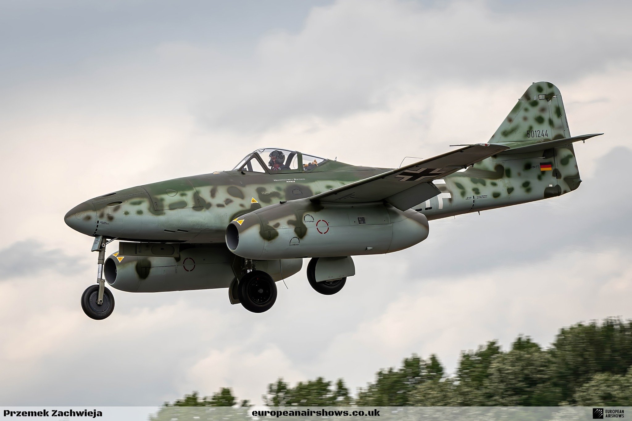 𝐀𝐈𝐑𝐒𝐇𝐎𝐖 𝐍𝐄𝐖𝐒: Aviation enthusiasts, brace yourselves! The organizers of the Aviatick&aacute; pouť have released an exciting update regarding the flying display.

In addition to the already impressive line-up of aircraft, they have added th