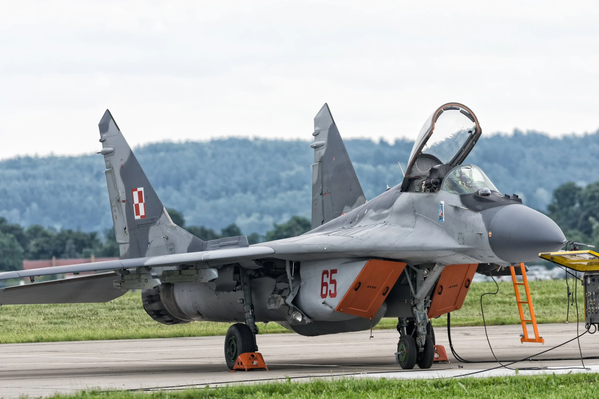 First Mig October 6 / Mikoyan MiG-29 Fulcrum first flight — European Airshows