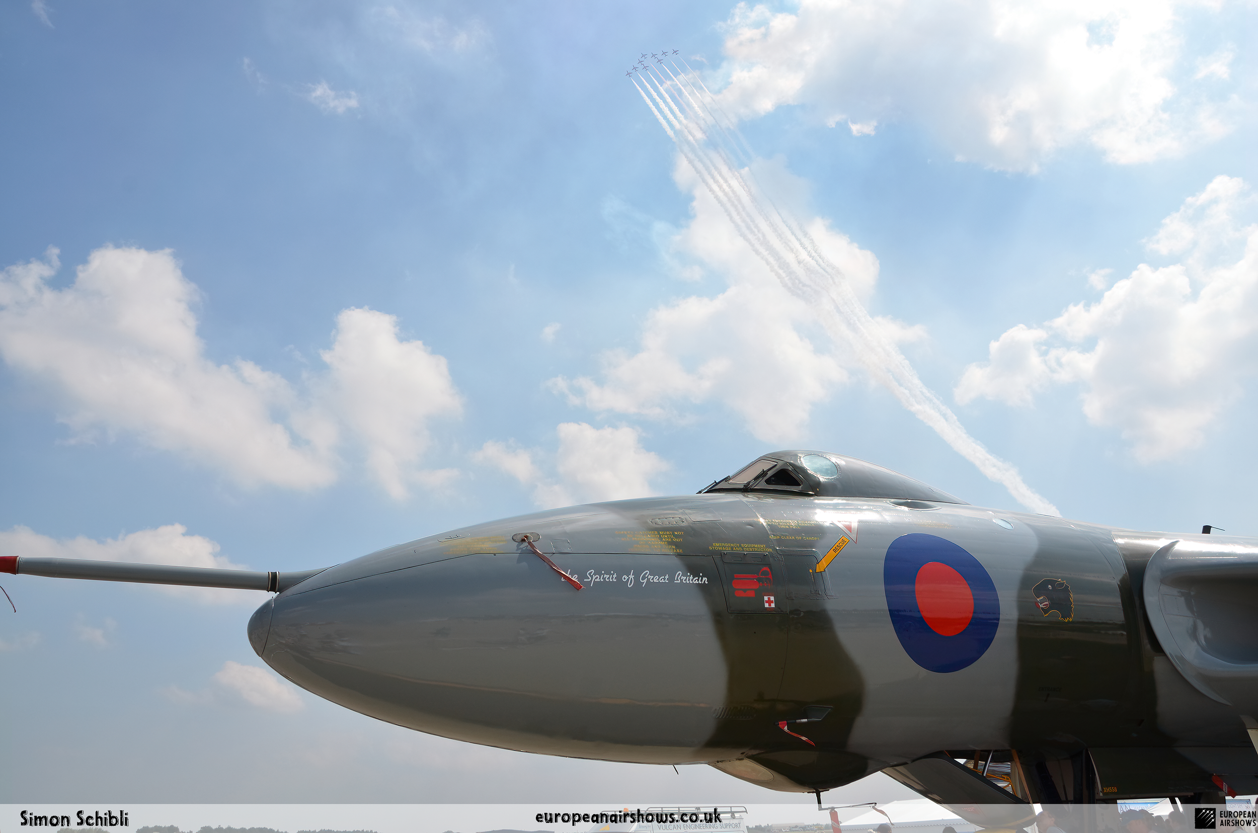 SIM_8687-DeNoiseAI-clear.png