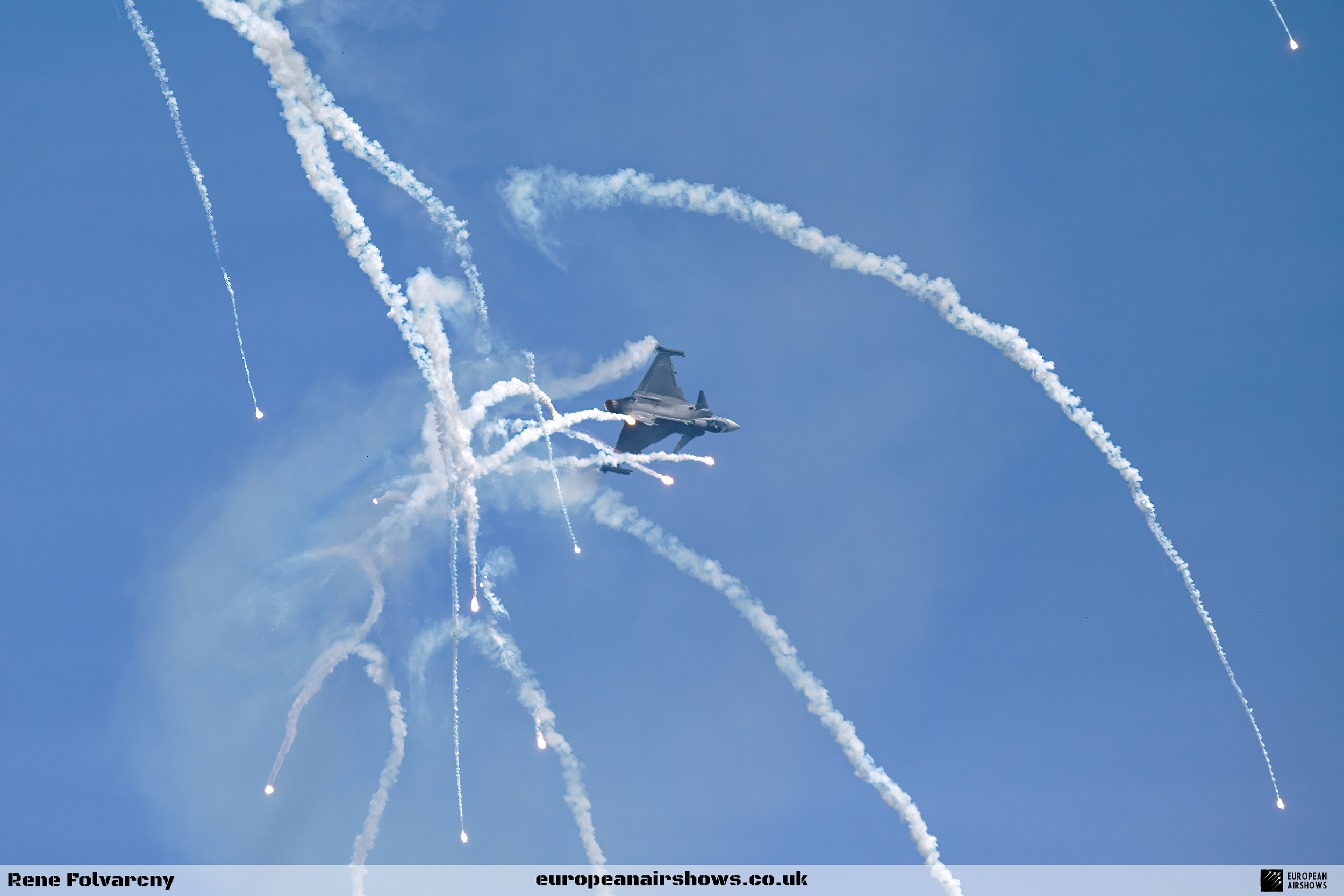 Hungarian Gripen Solo Display Confirmed for Baltic International ...