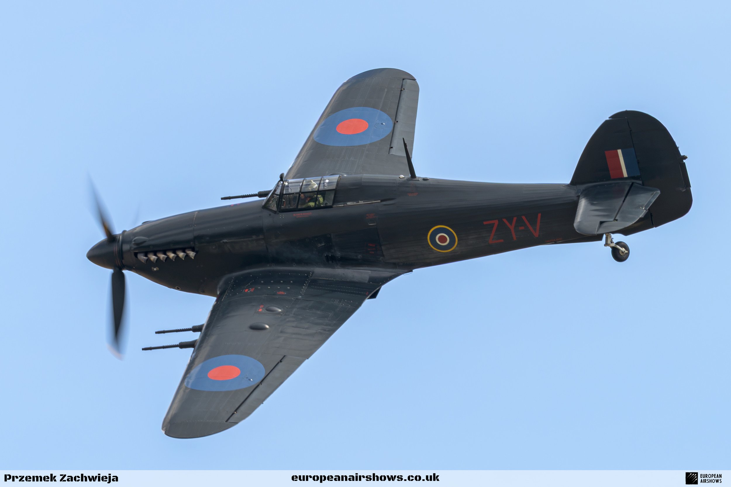 Duxford Summer Airshow 2026 Sunday Logo (76).jpg