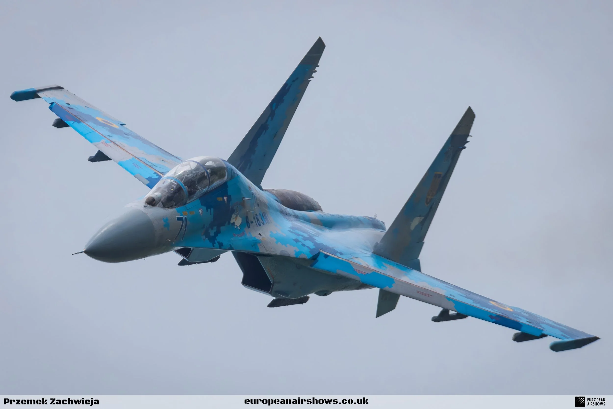 EA Radom 2018 Logo (26).jpg