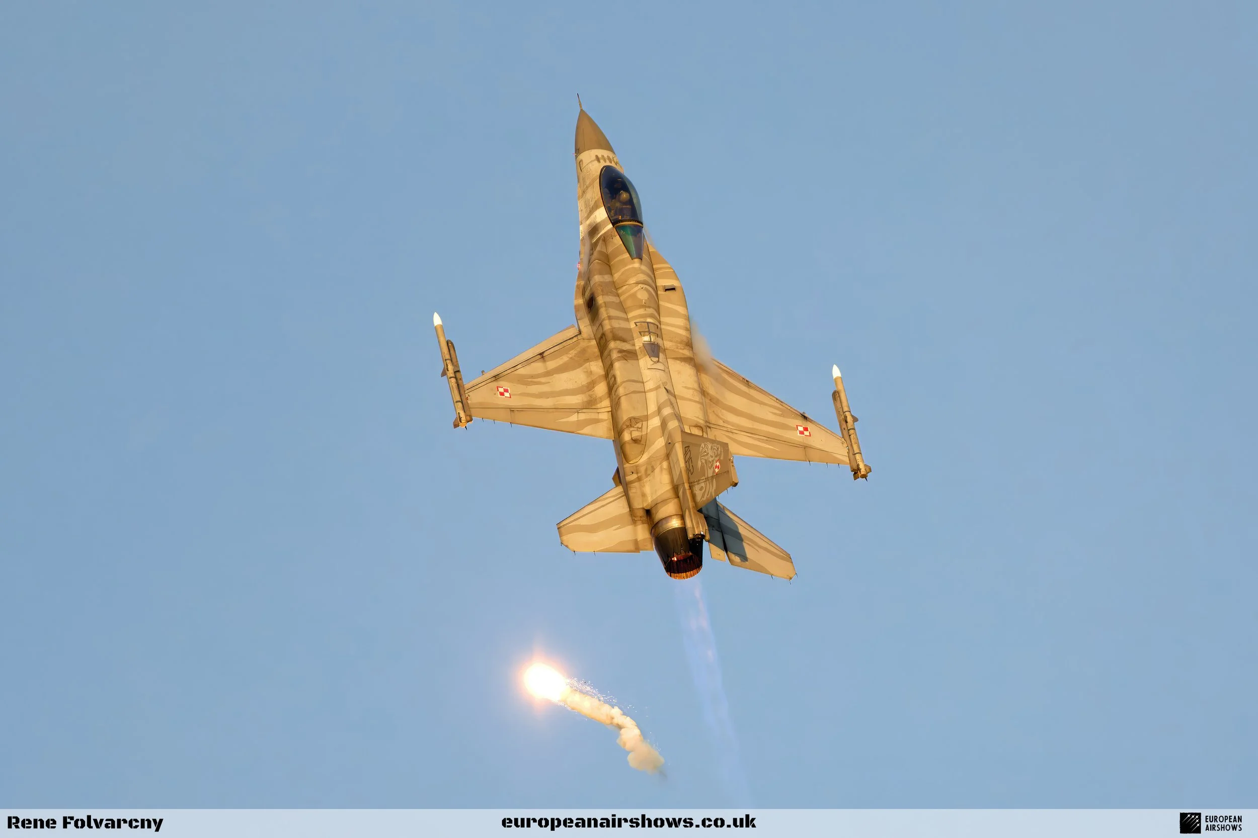 Radom Airshow R 2023 Logo (91).jpg