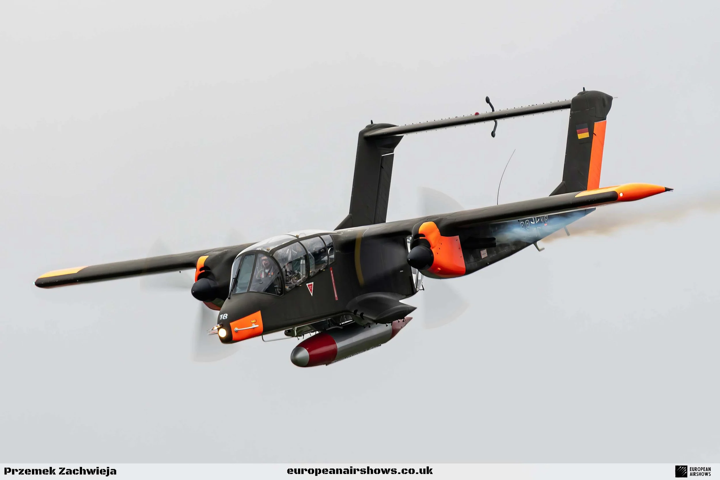 Shuttleworth Race Day 2024 Logo (30).jpg