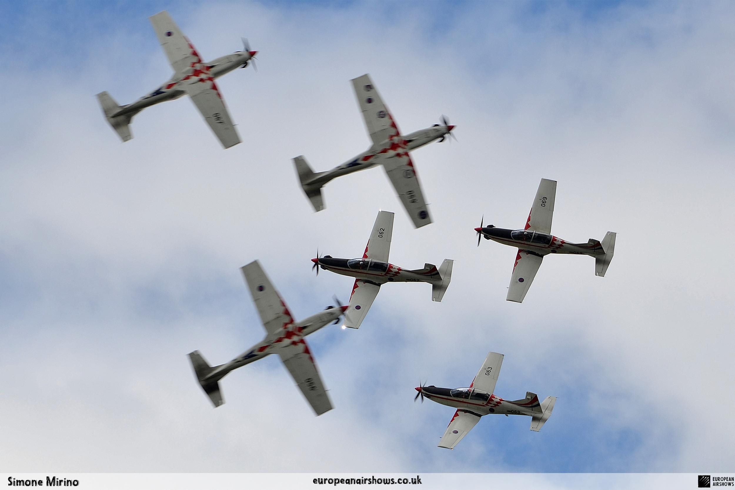 ACROBATIC-TEAMS_19.png