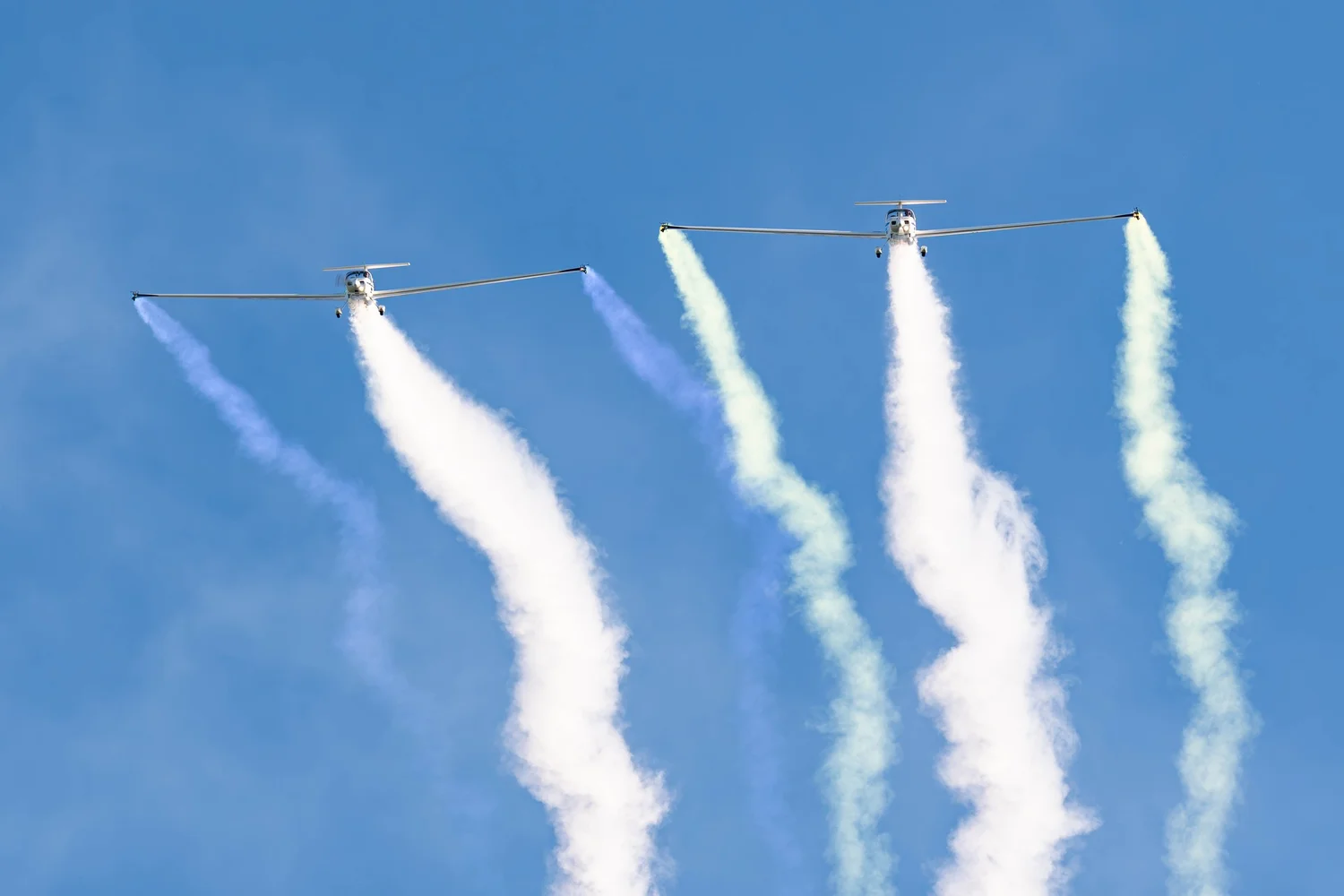 Airborne Pyrotechnics — European Airshows