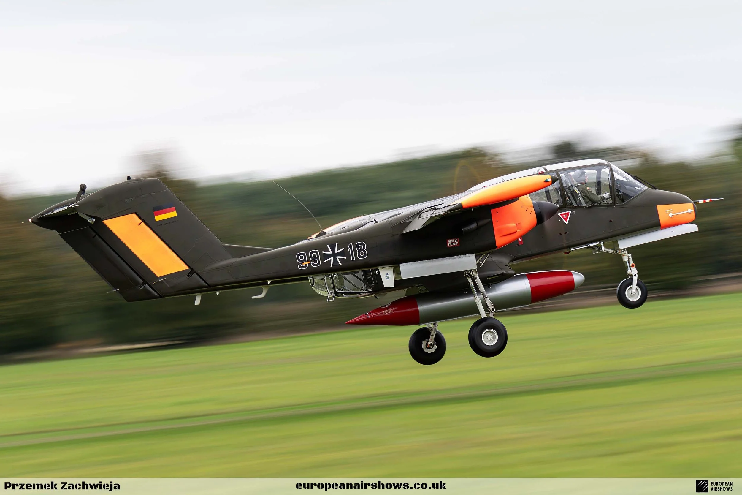 Shuttleworth Race Day 2024 Logo (25).jpg