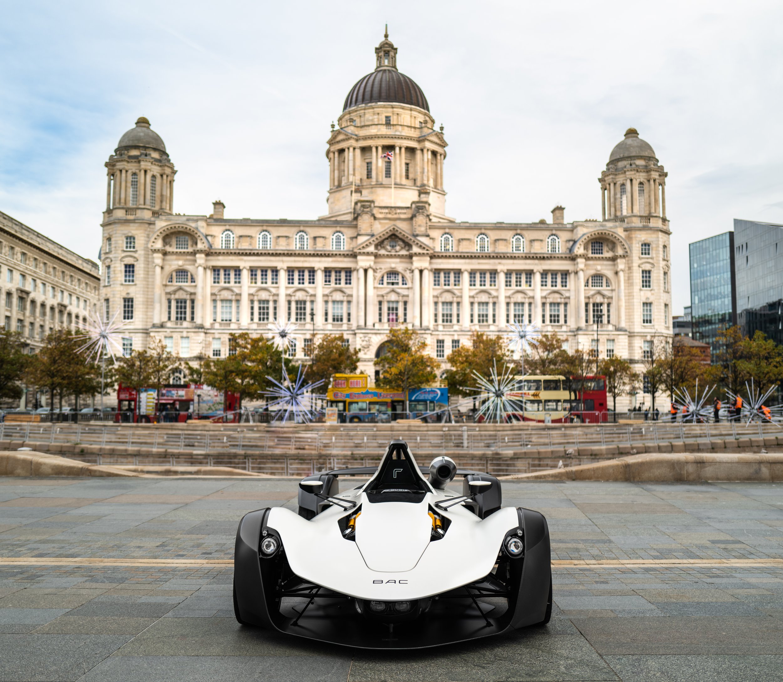 Mono R on The Liverpool Waterfront 