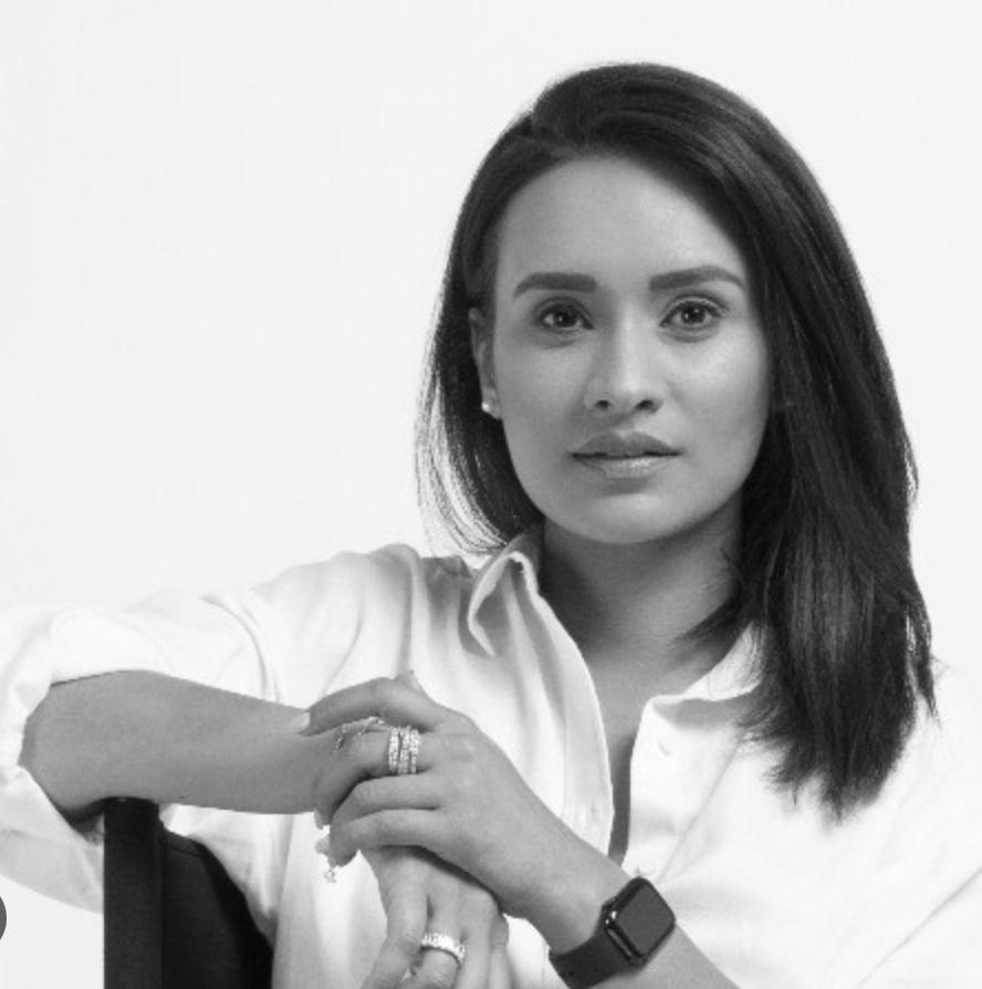Episode XII: She Means Business with Faiza Syed, Global Director of Commercial Strategy & Client Exp