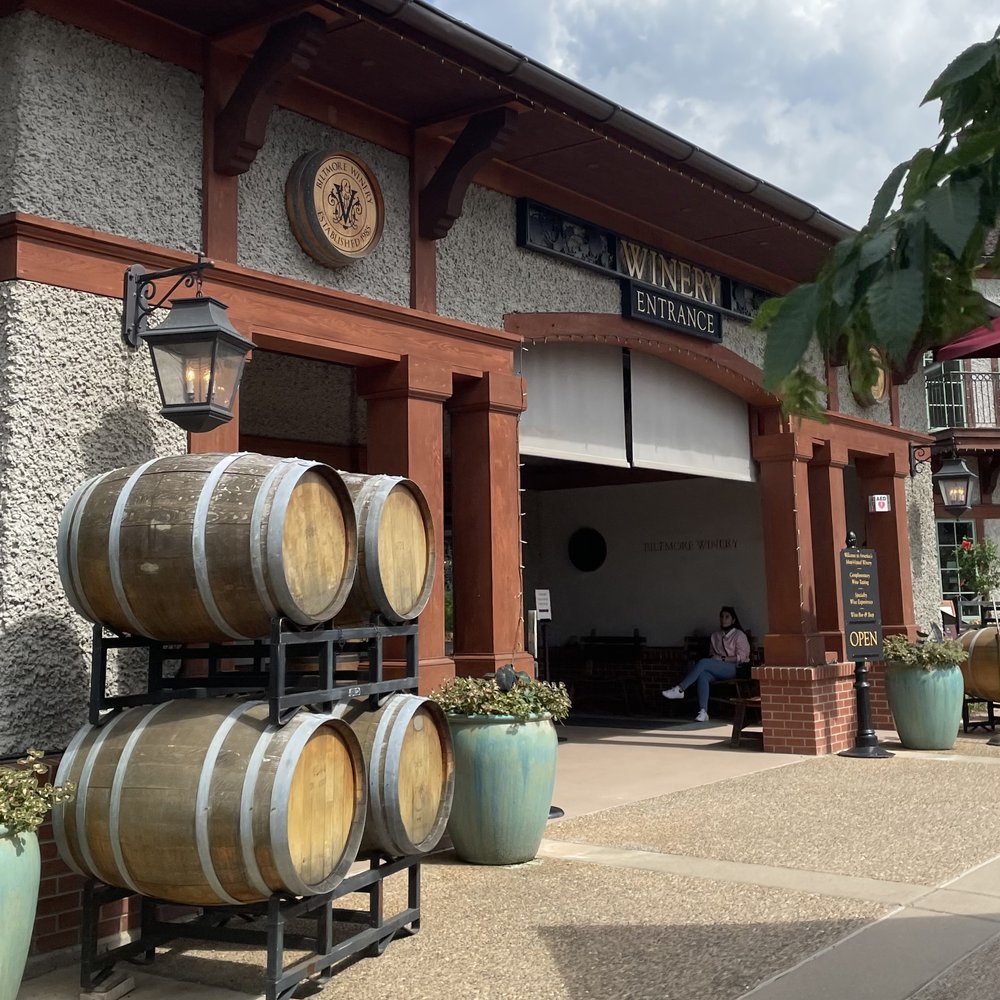 Biltmore Winery Entrance.jpg