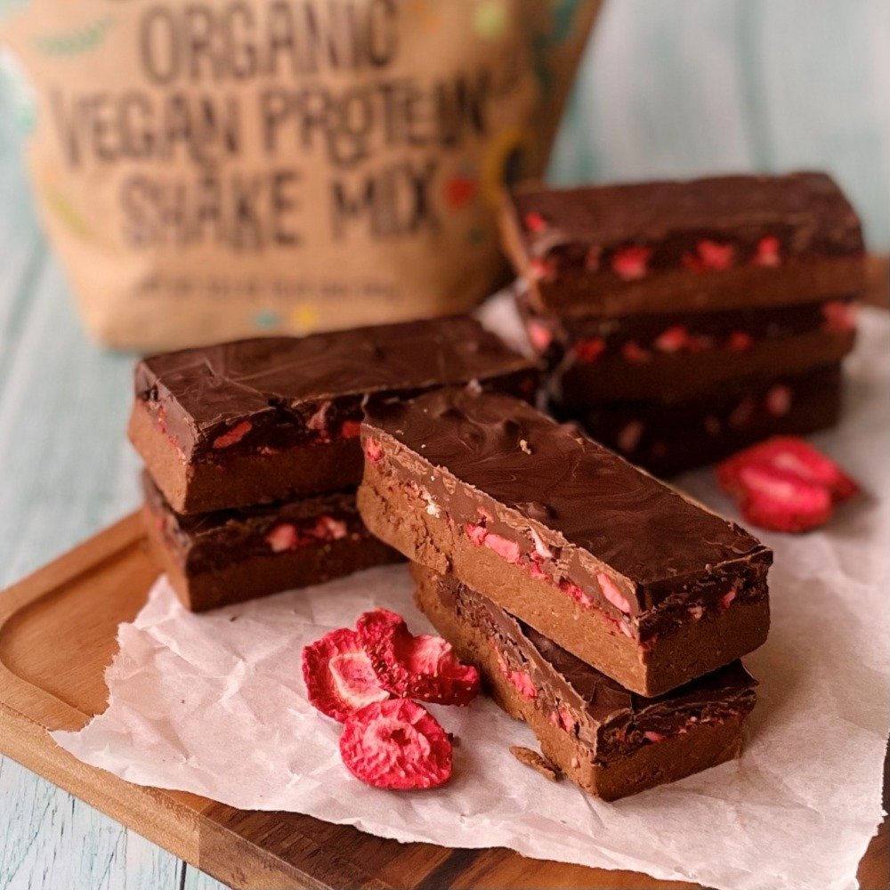 Homemade Protein Bars Chocolate Strawberry — Inspiration Apron