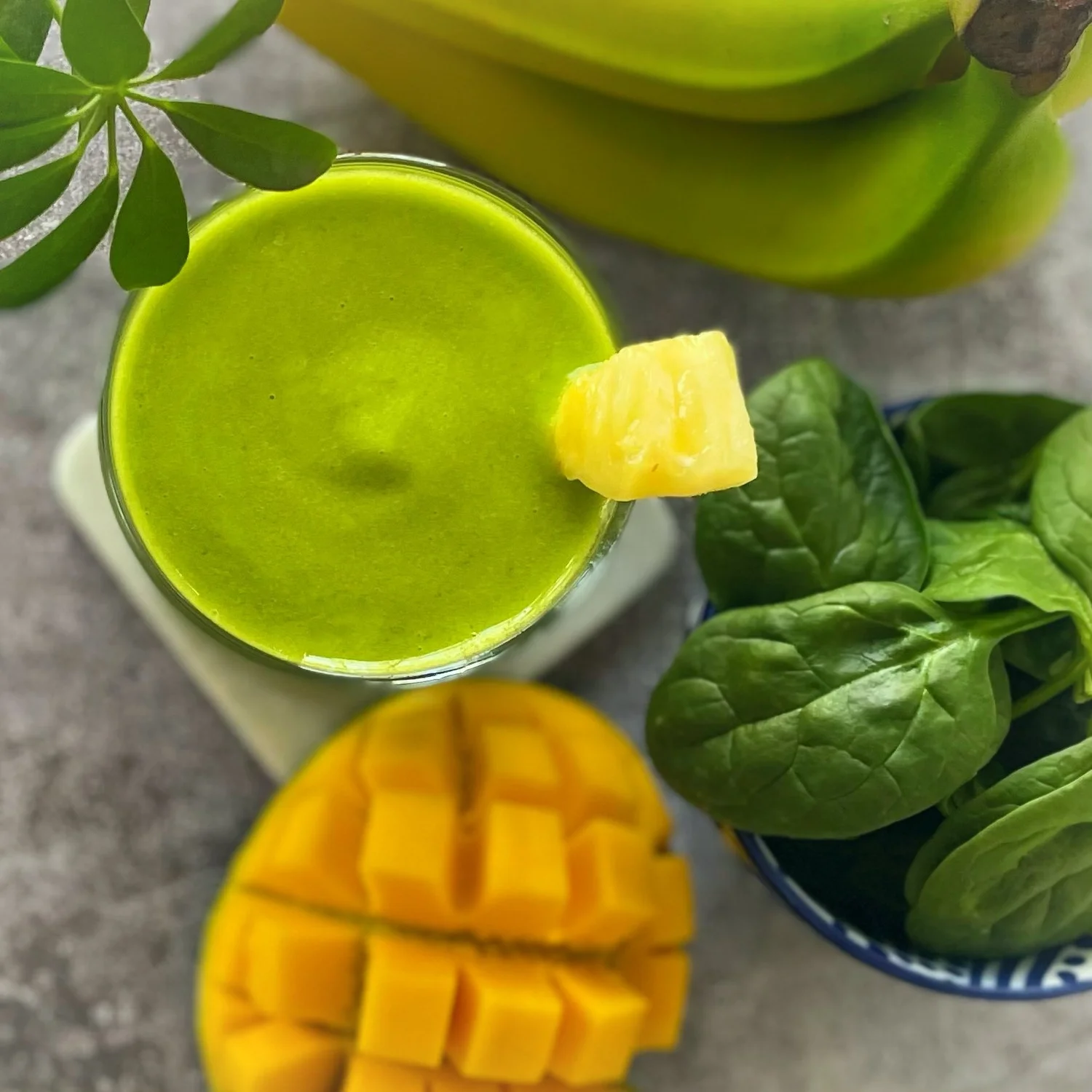 Tropical Detox Smoothie — Inspiration Apron