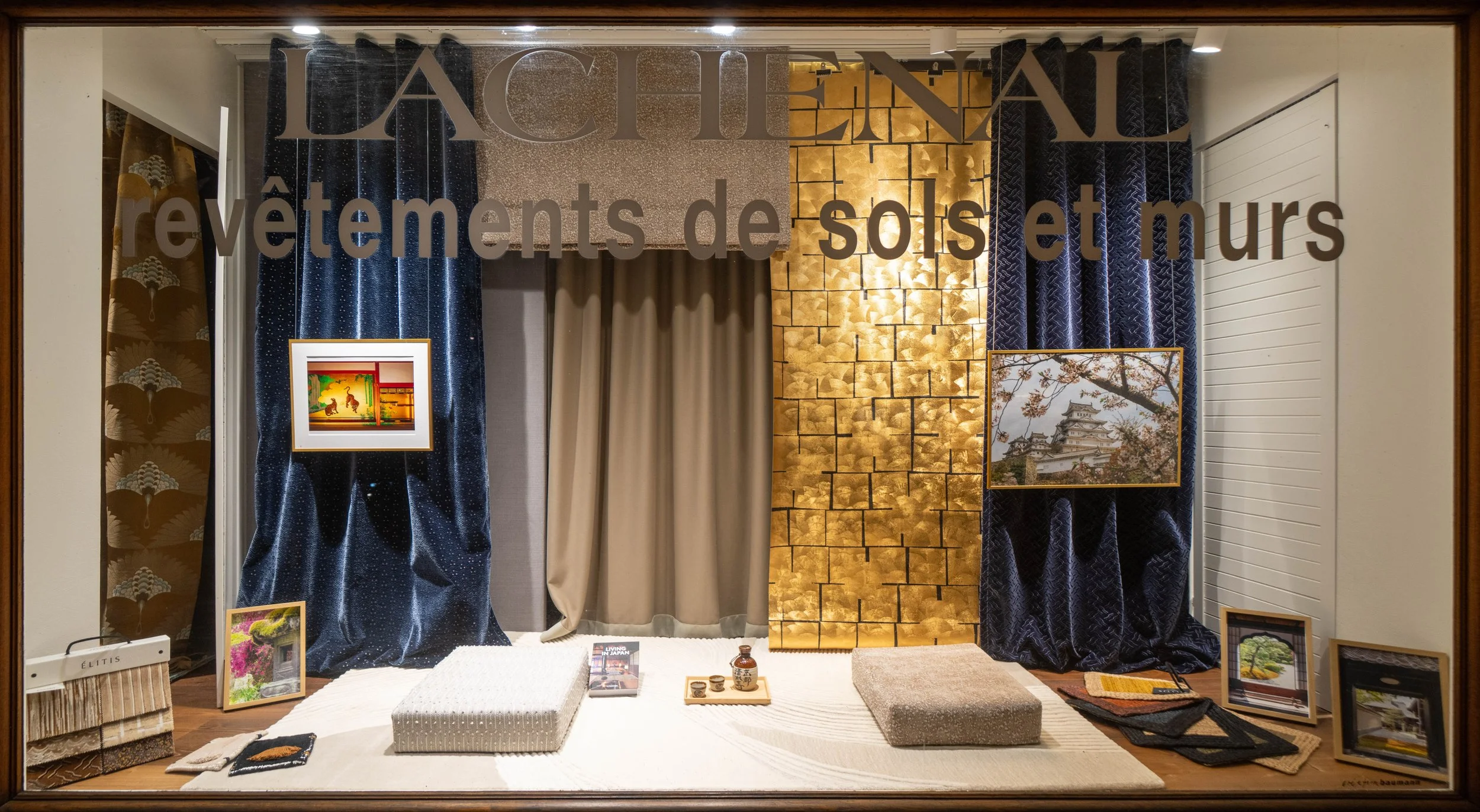 vitrine-centre-carnet-de-voyage.jpg
