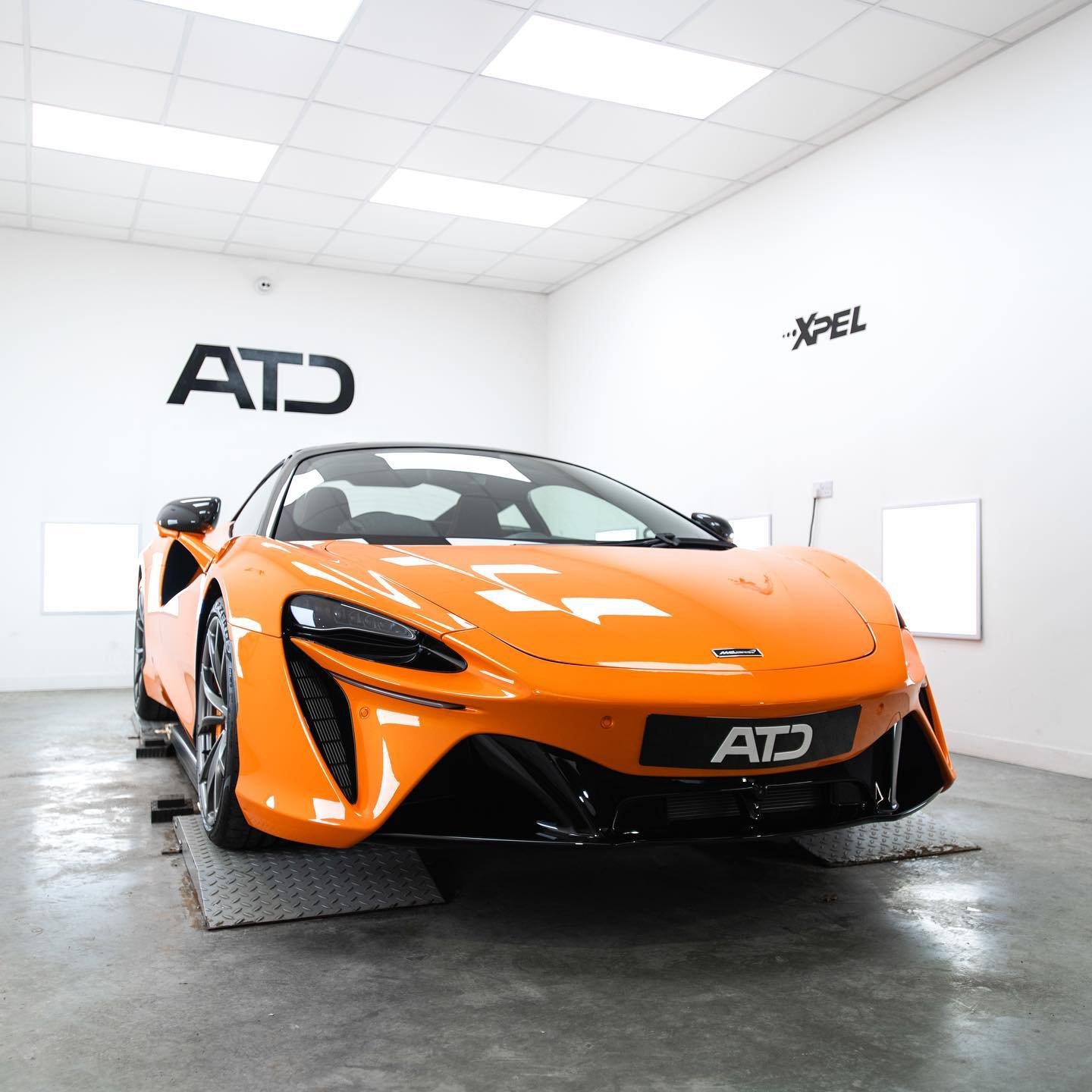 McLaren Artura 🧡
This car definitely turns some heads, especially after undergoing ATD&rsquo;s bespoke PPF application, giving it the best start to life on the roads! 

We are in love with the orange and black two tone! 🔥😍