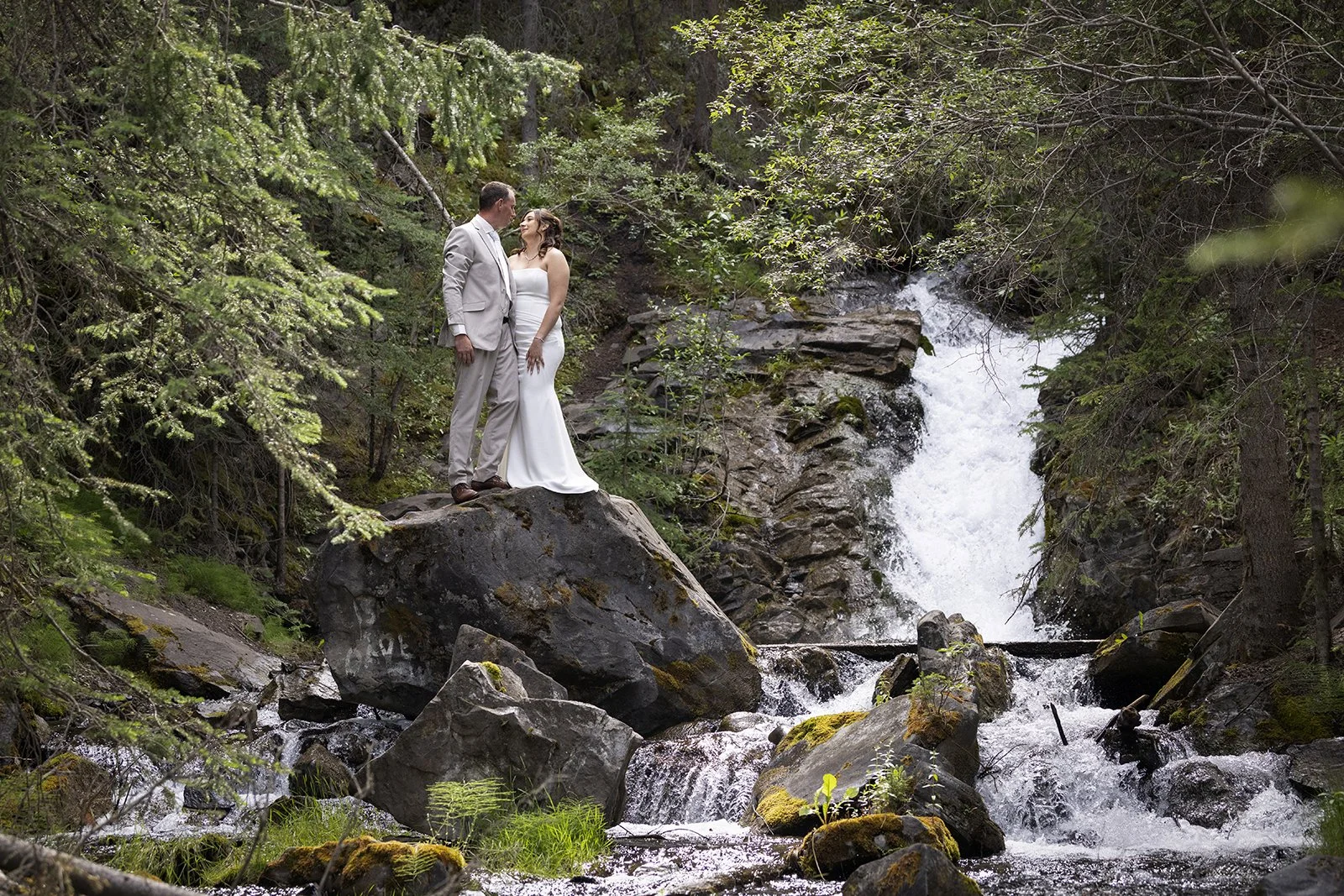 CanmoreWedding10.jpg